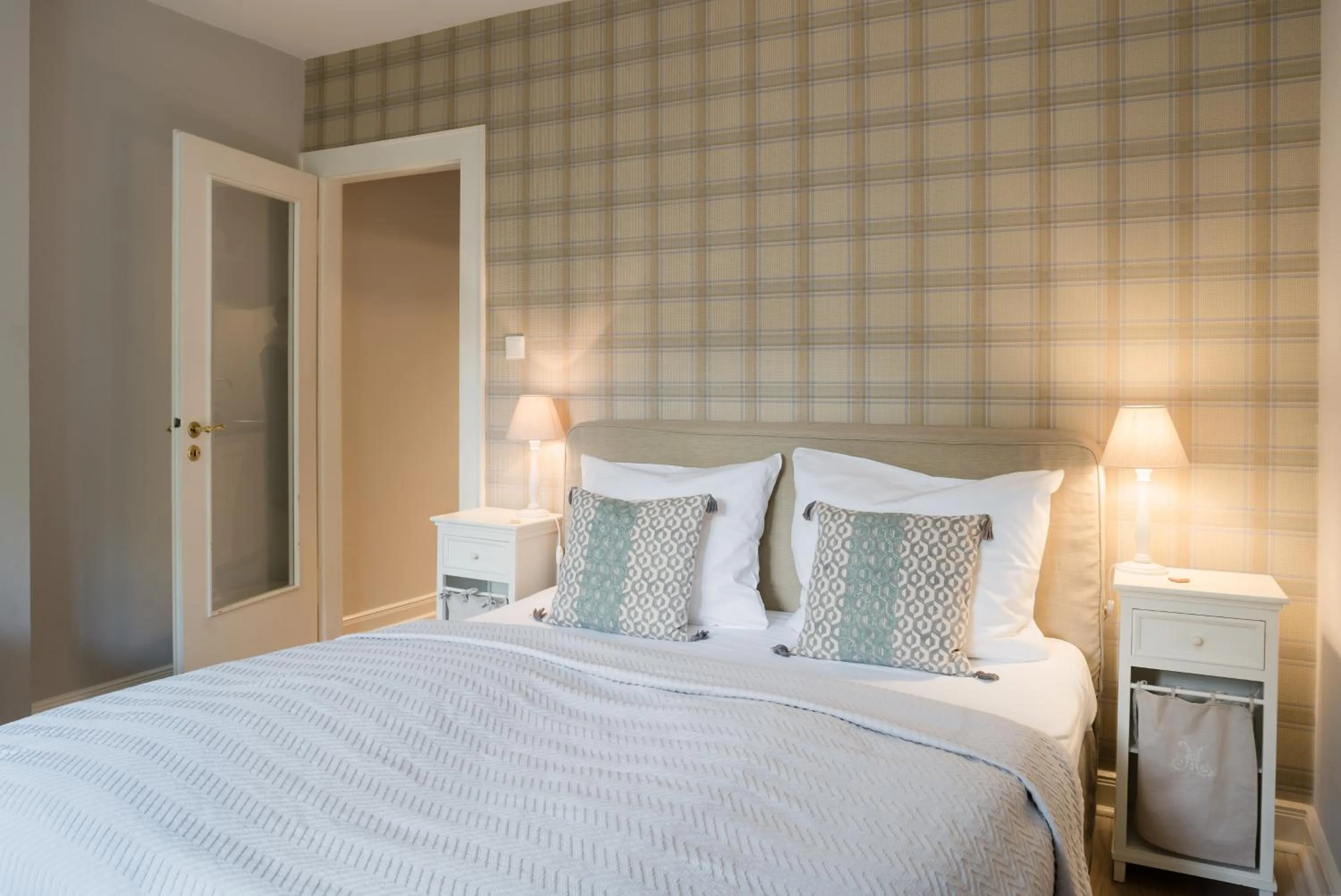 Bed in von Deska Townhouses - Ivy House