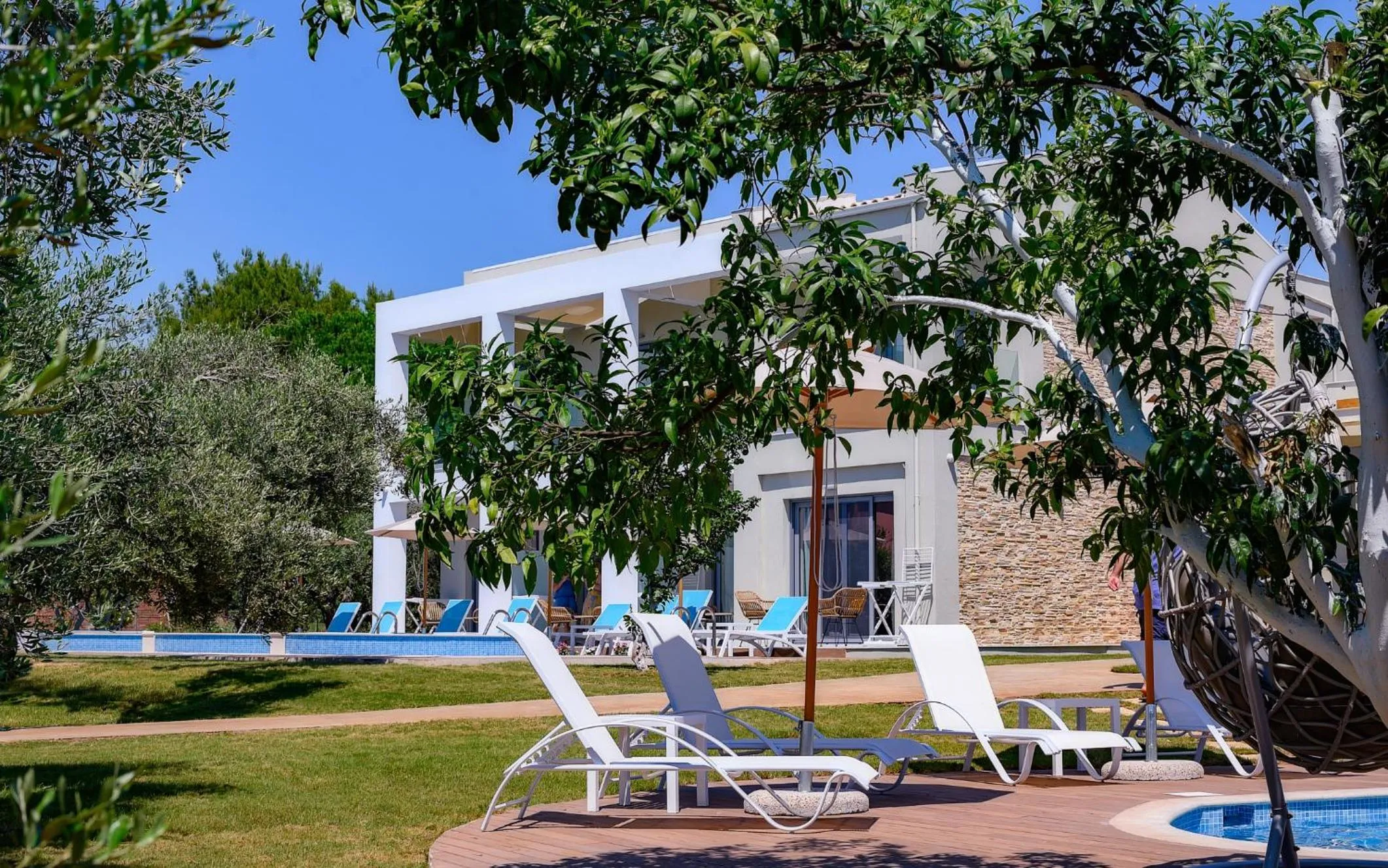 Garden in Alonaki Resort