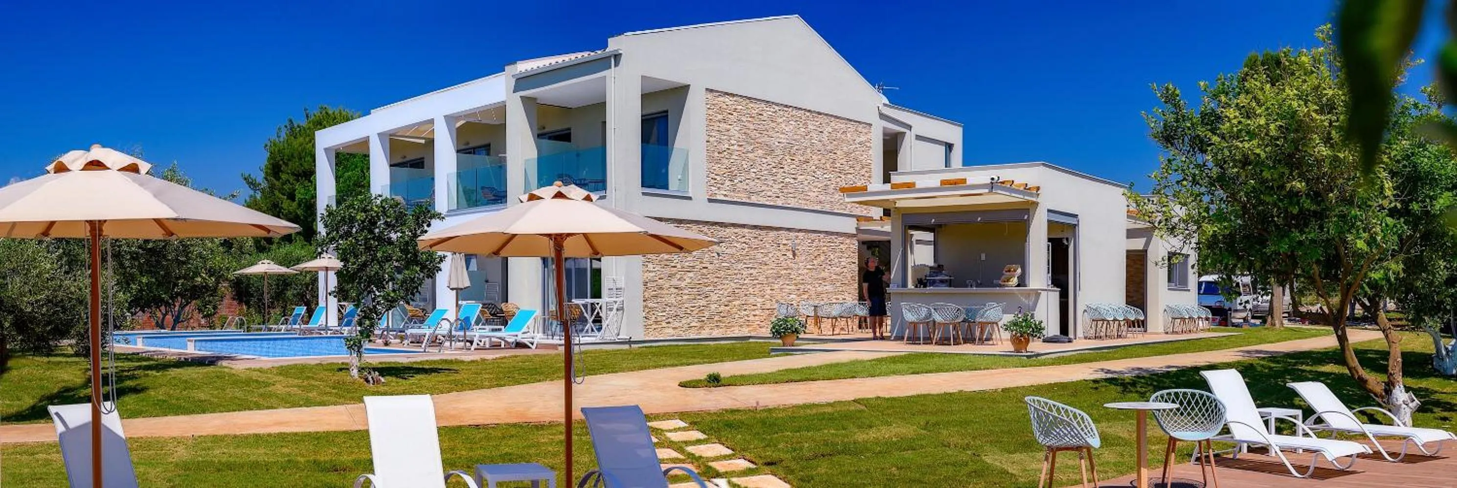 Garden in Alonaki Resort