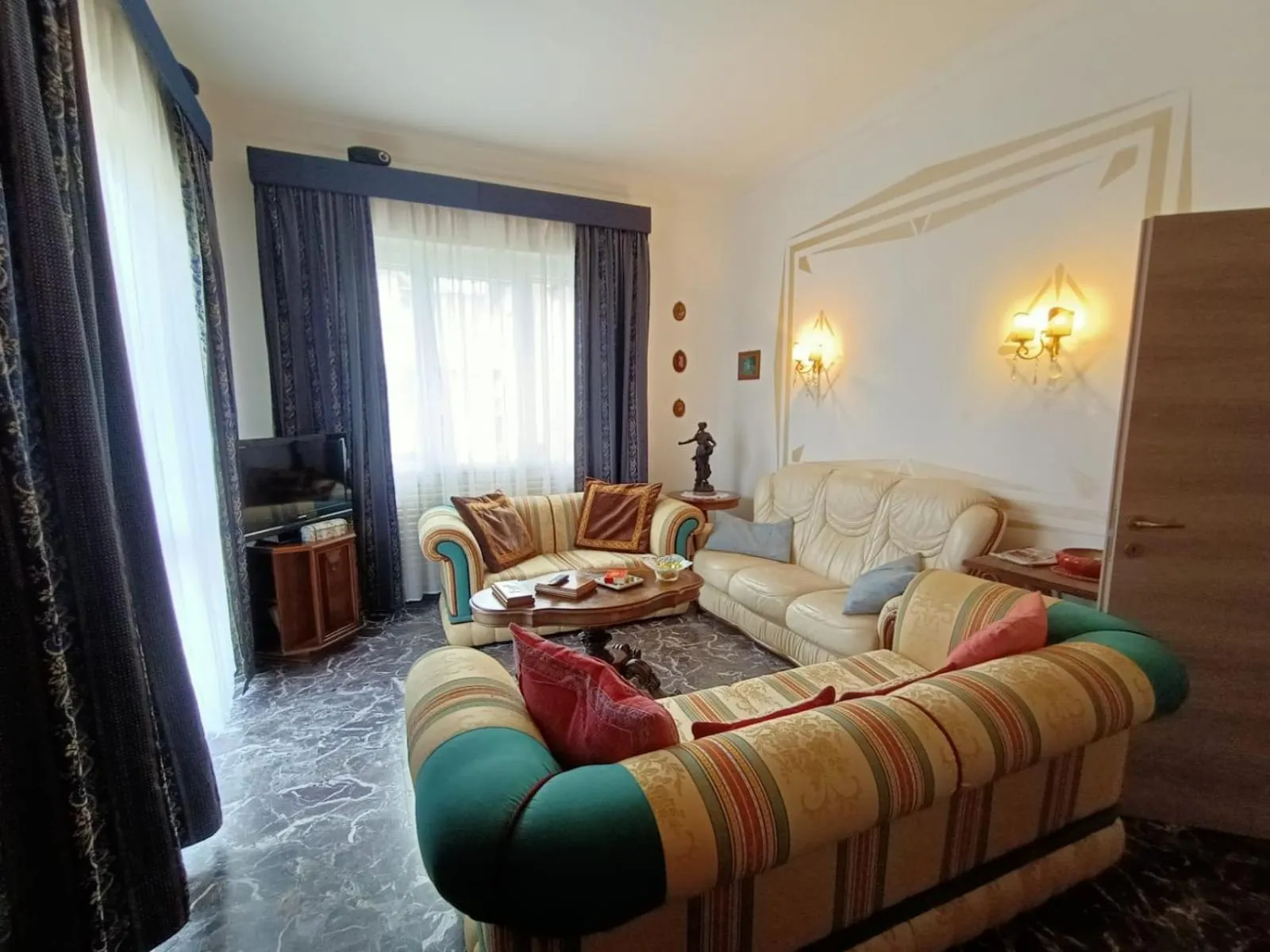 Living room in Domus Cesena