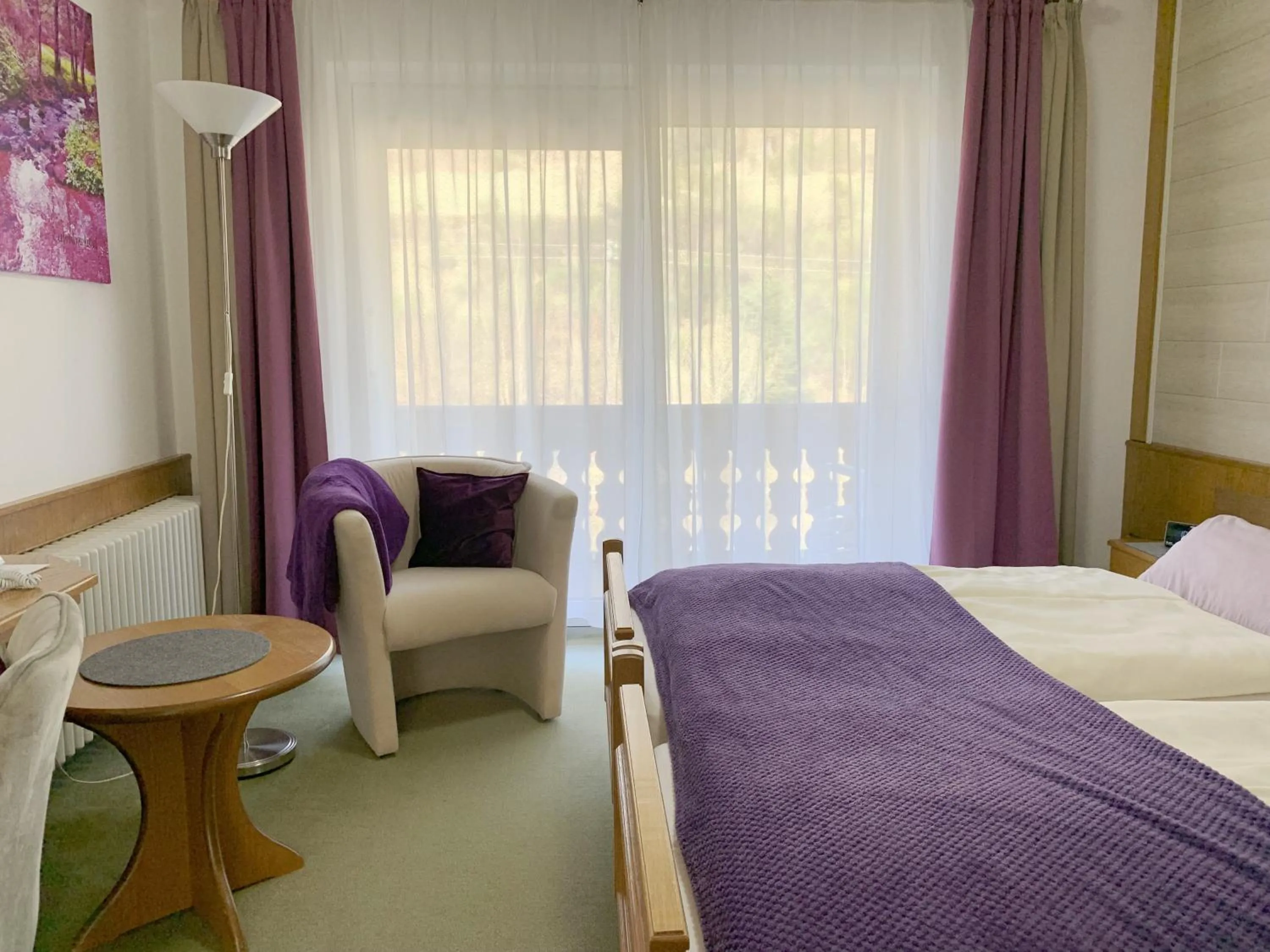 Photo of the whole room, Bed in Landhotel Untere Kapfenhardter Mühle