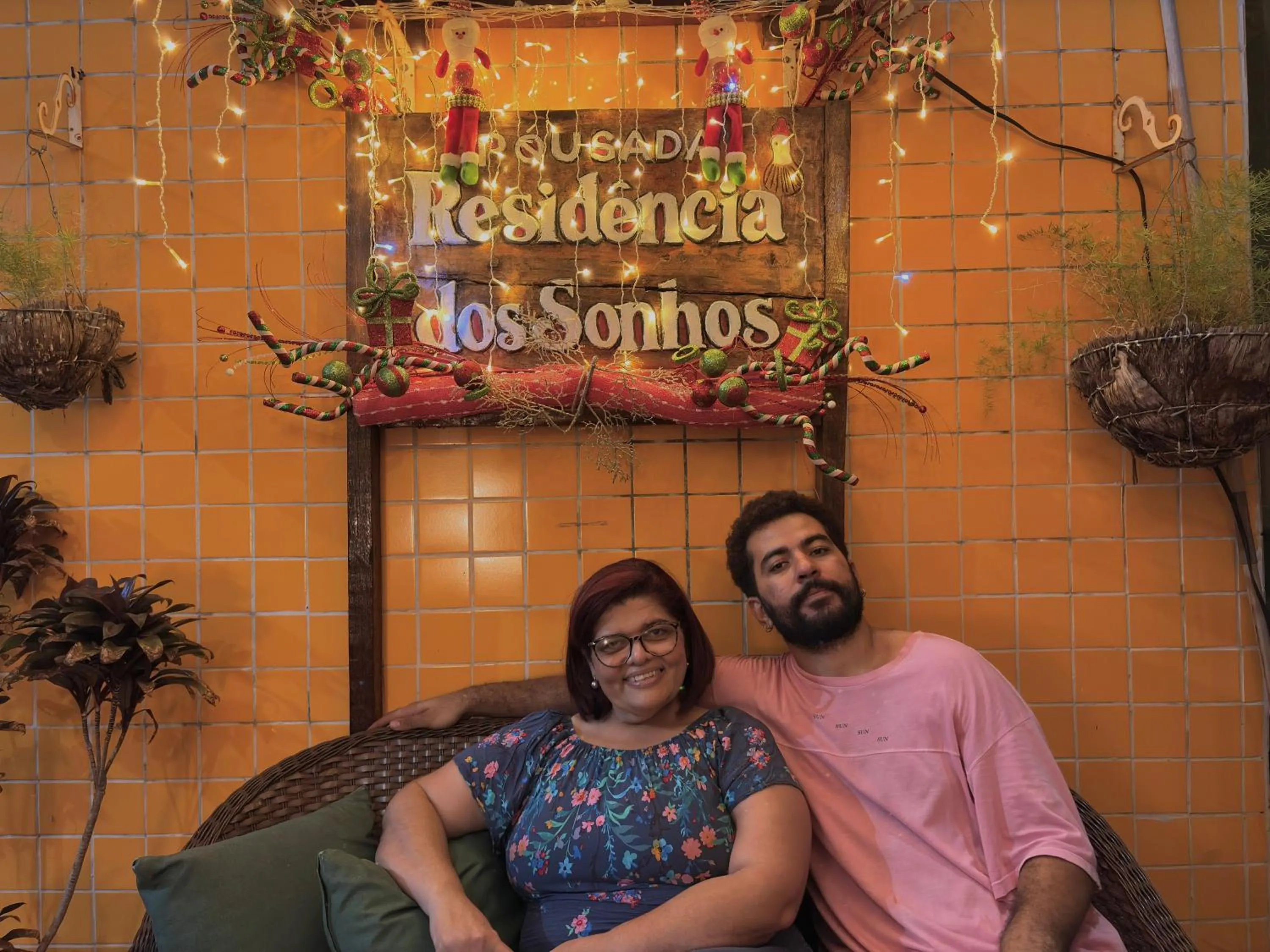 People in Pousada Residência dos Sonhos