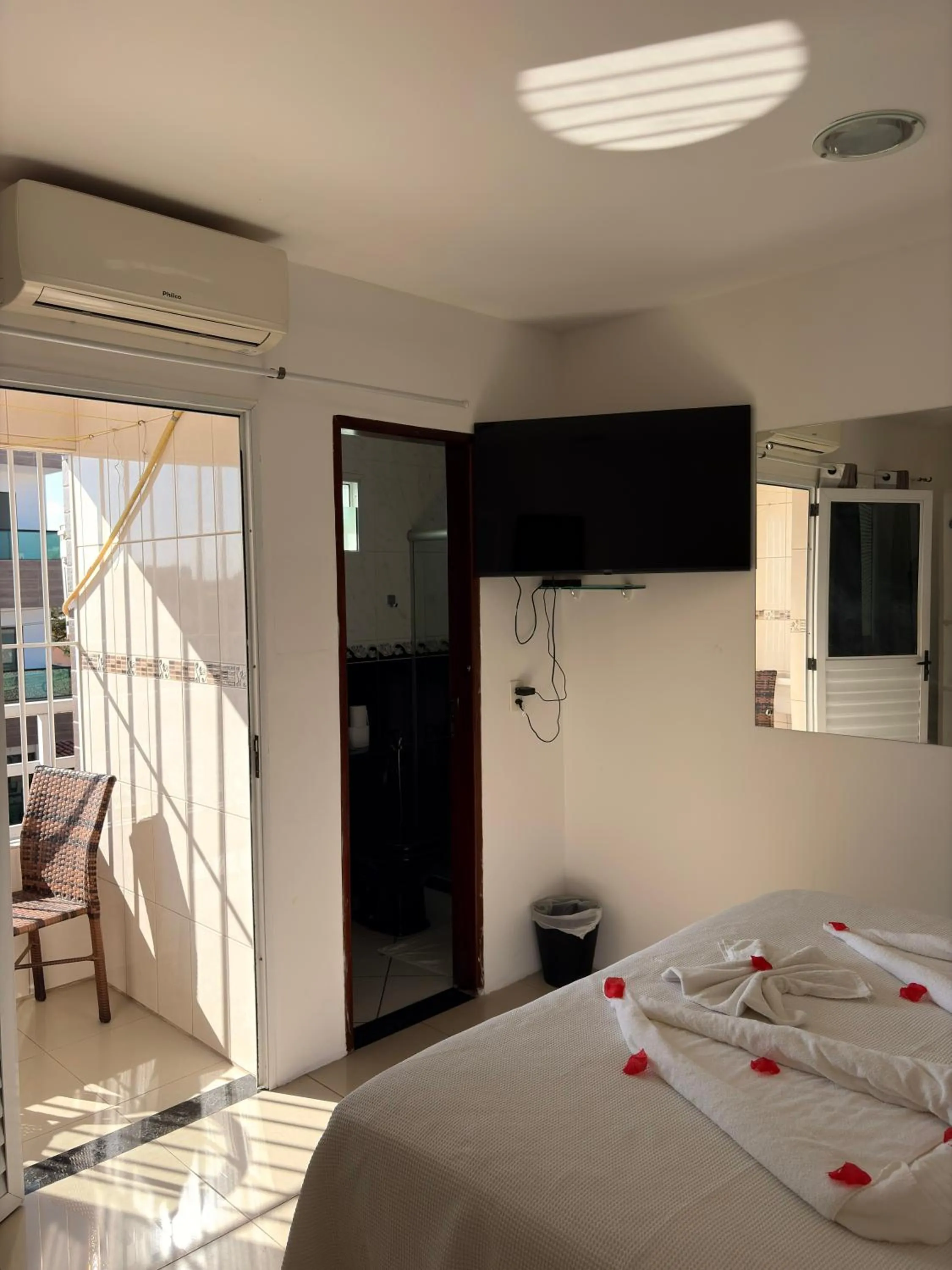 air conditioner, Bed in Pousada Residência dos Sonhos