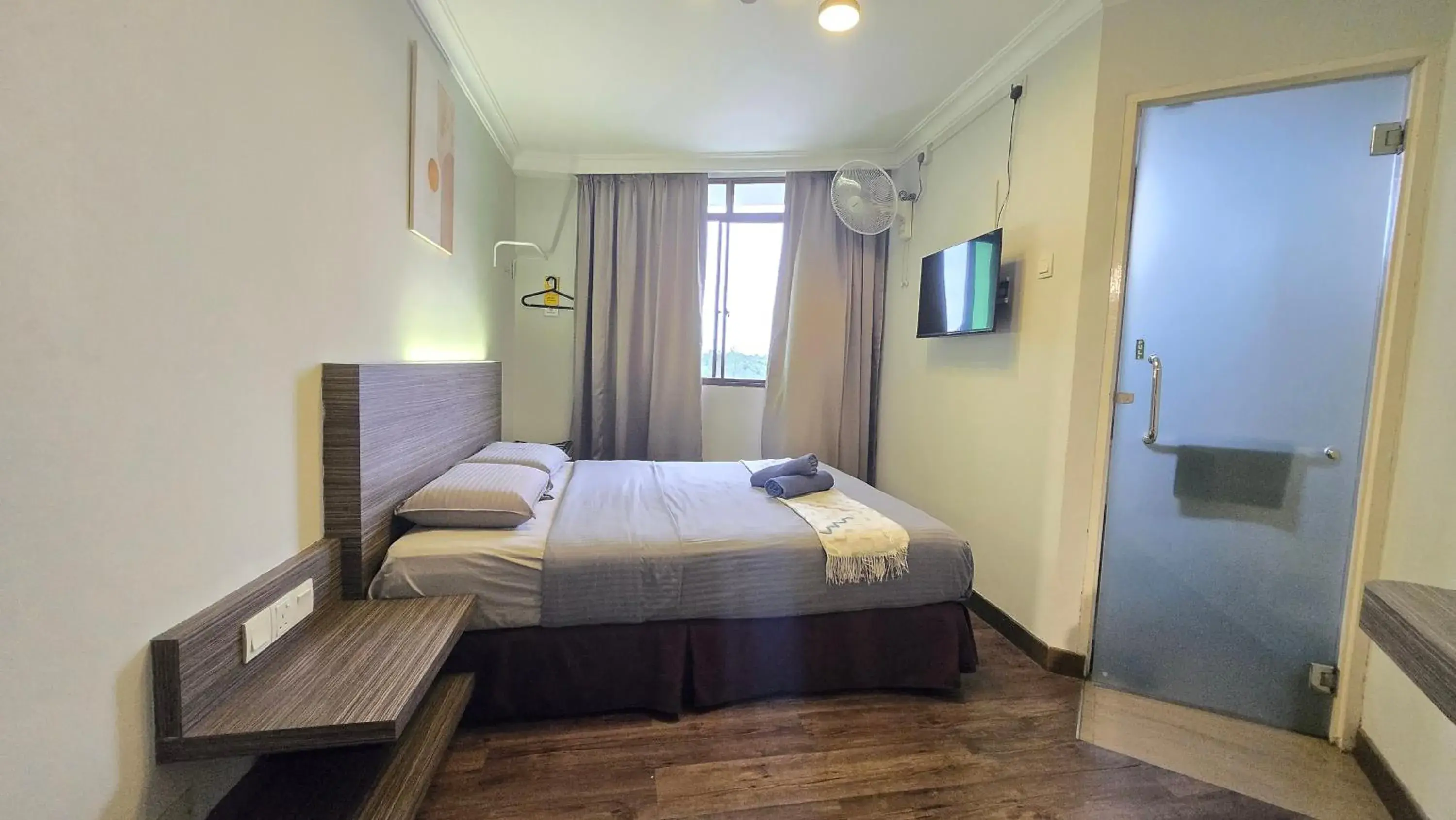 Standard Double Room in Parkland Hotel Standard Double Room in Parkland Hotel