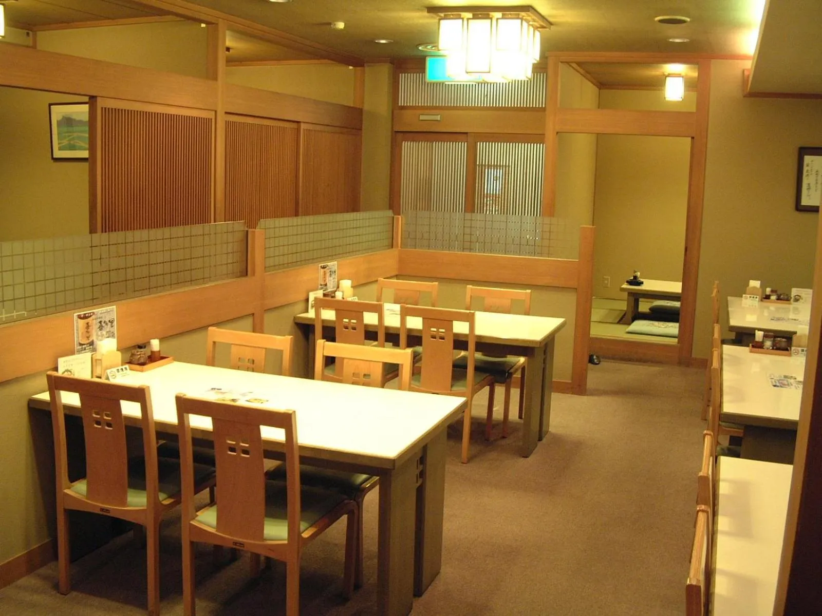 Restaurant/places to eat in Grand Hotel Fujika