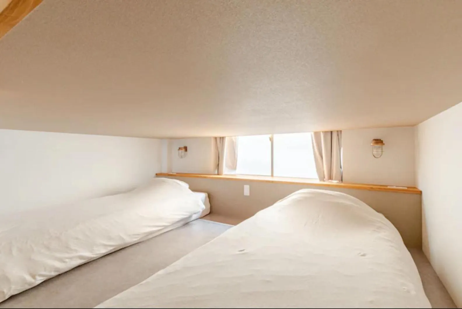 Bed in 8b HOTEL -Osaka Nishikujo APARTMENT-