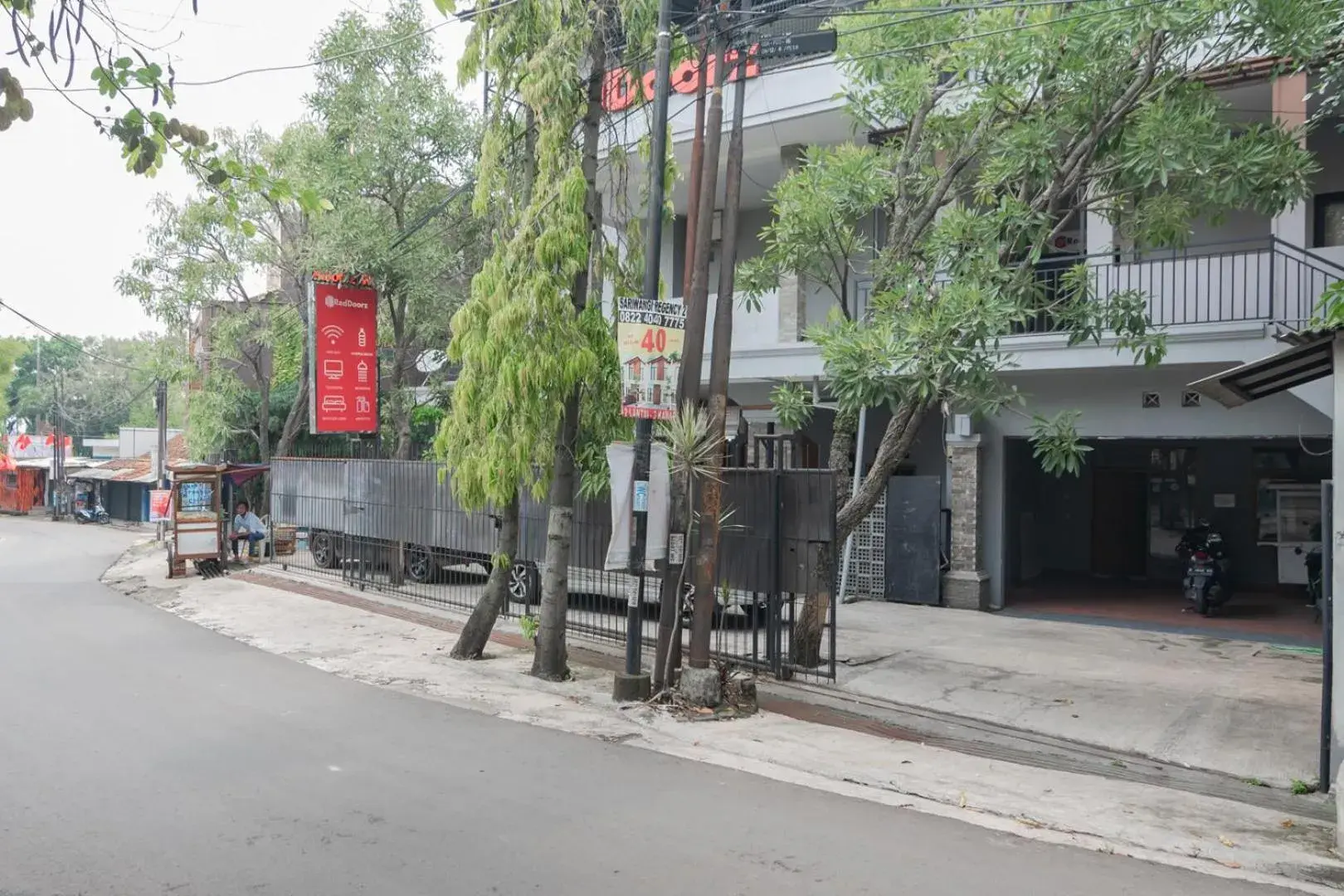 Property building in RedDoorz near Exit Toll Pasteur 4 Property building in RedDoorz near Exit Toll Pasteur 4