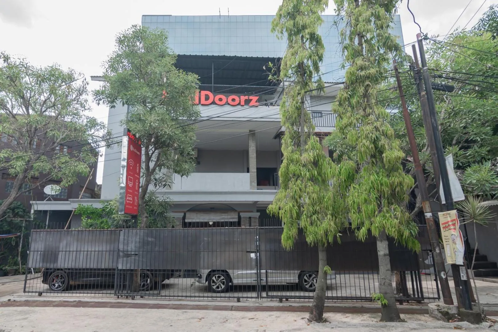 Property building in RedDoorz near Exit Toll Pasteur 4