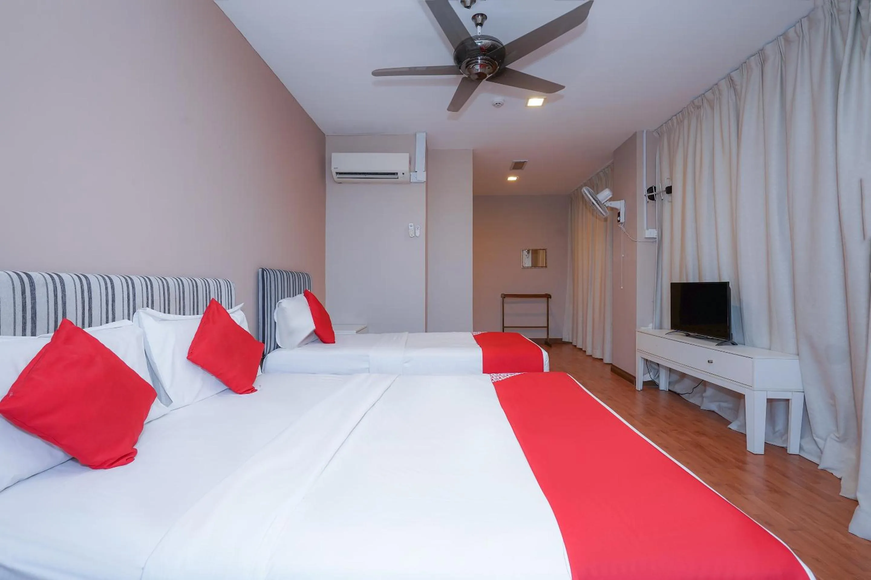 Bedroom, Bed in New Bangi Gateway Hotel