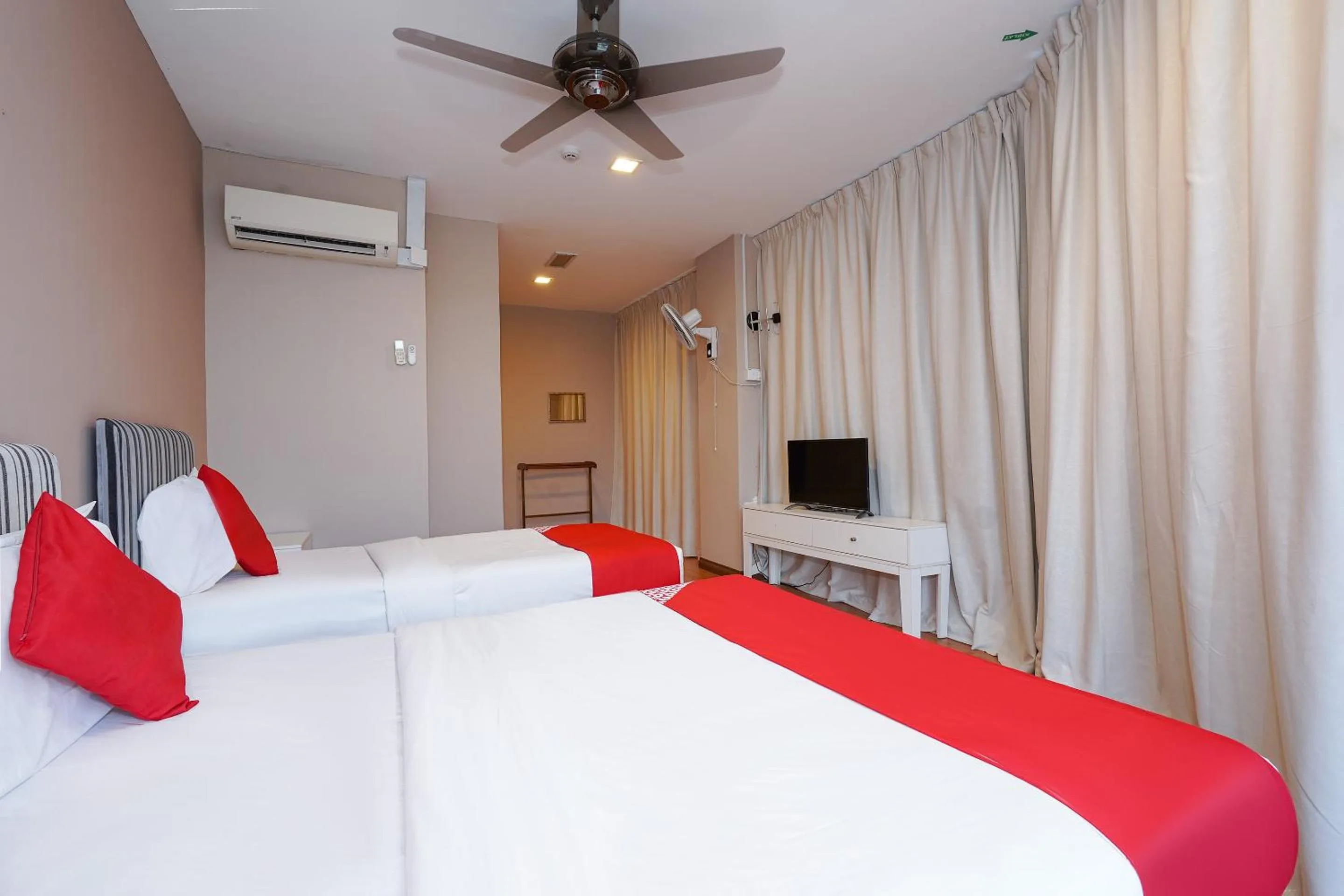 Bedroom, Bed in New Bangi Gateway Hotel