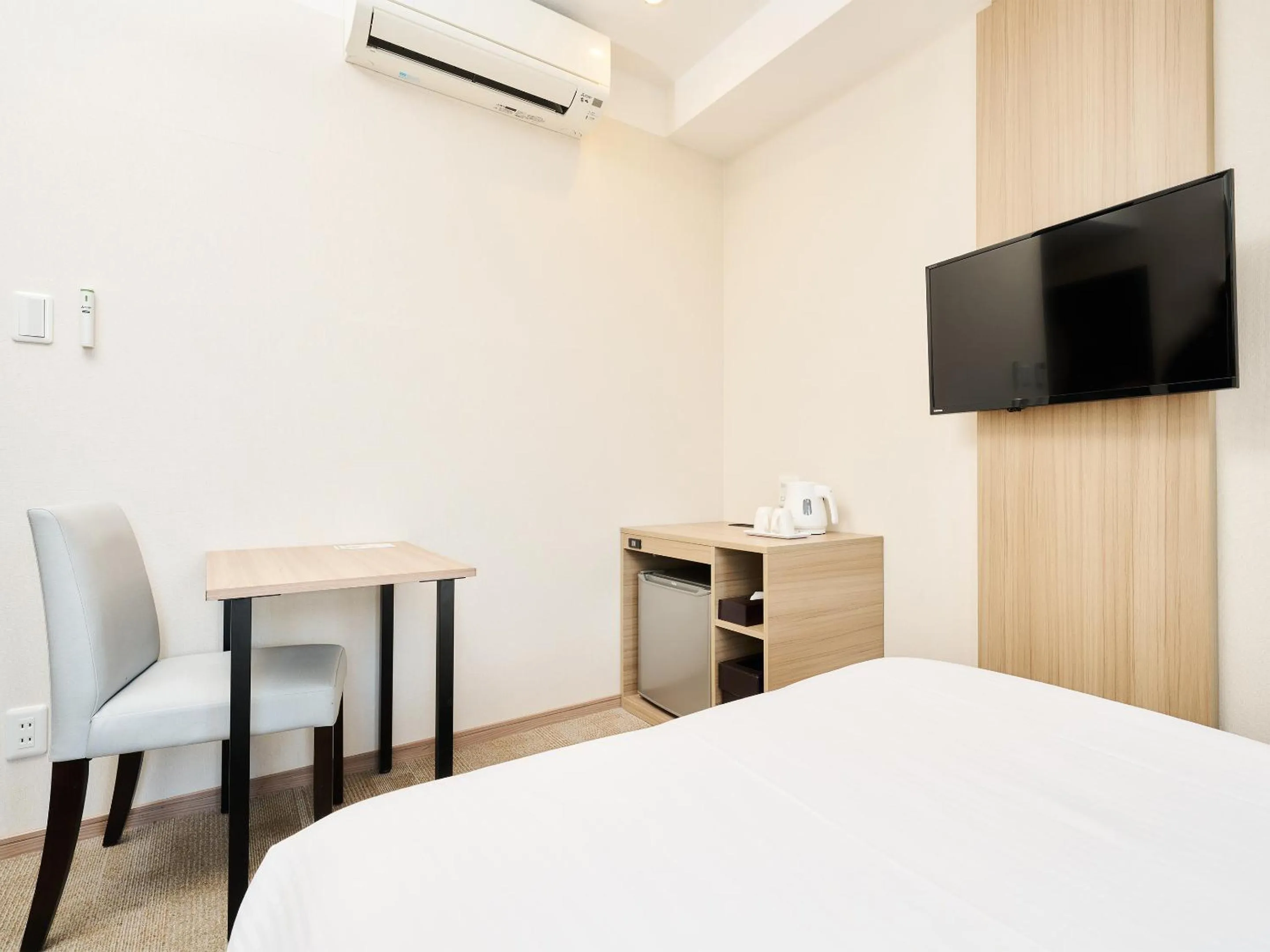 Photo of the whole room, Bed in Hotel Meldia Shijo Kawaramachi Annex