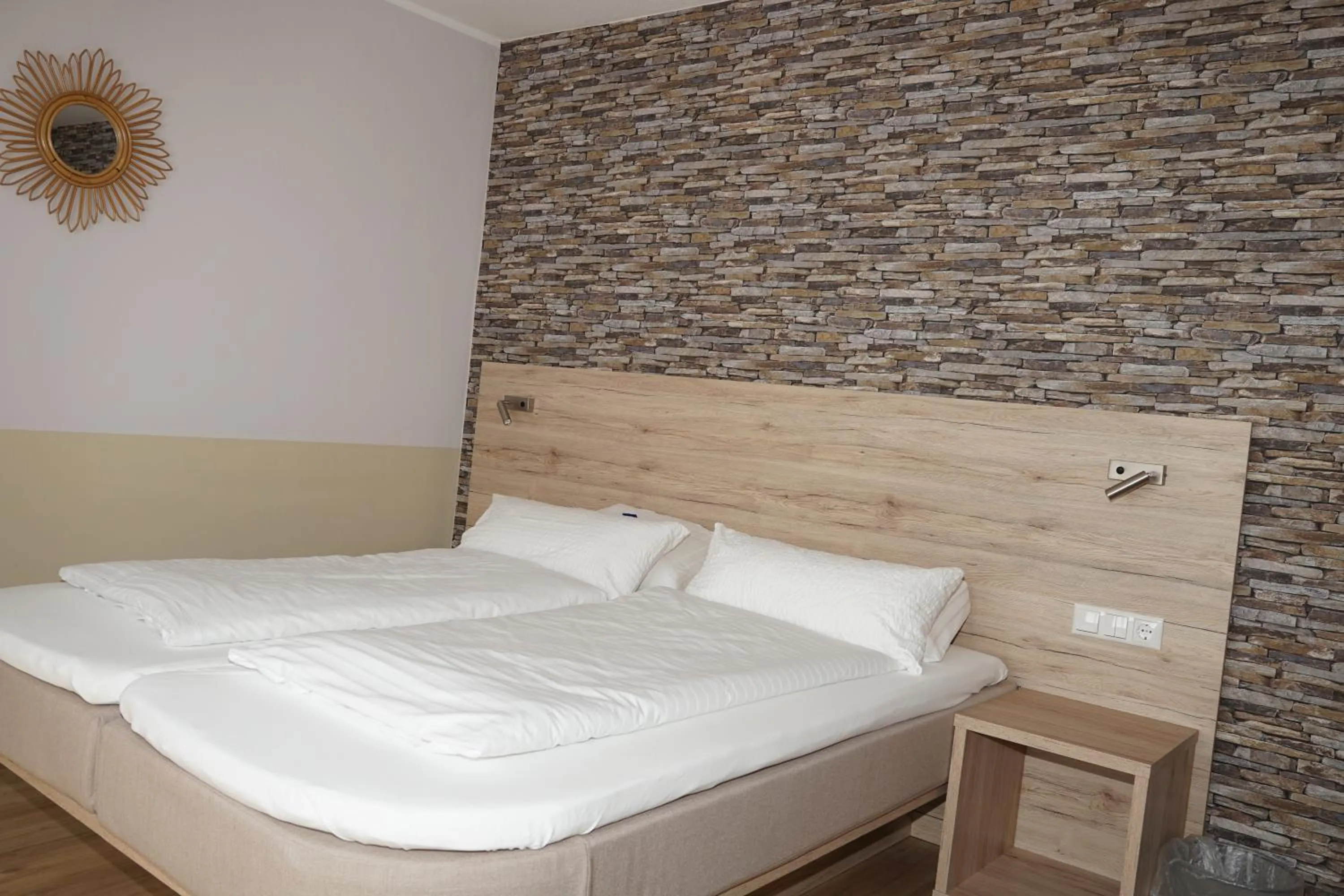 Photo of the whole room, Bed in Hotel-Pension Am Böhmepark