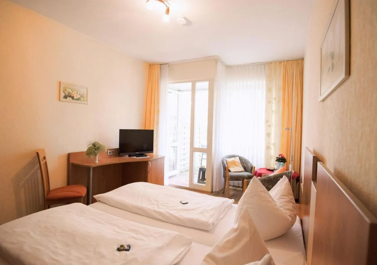 Photo of the whole room, Bed in Hotel-Pension Am Böhmepark