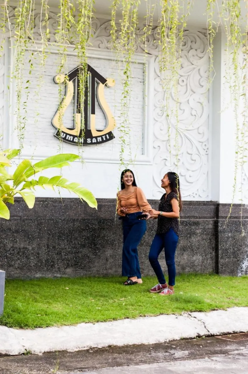 Property building in Umah Santi Residence