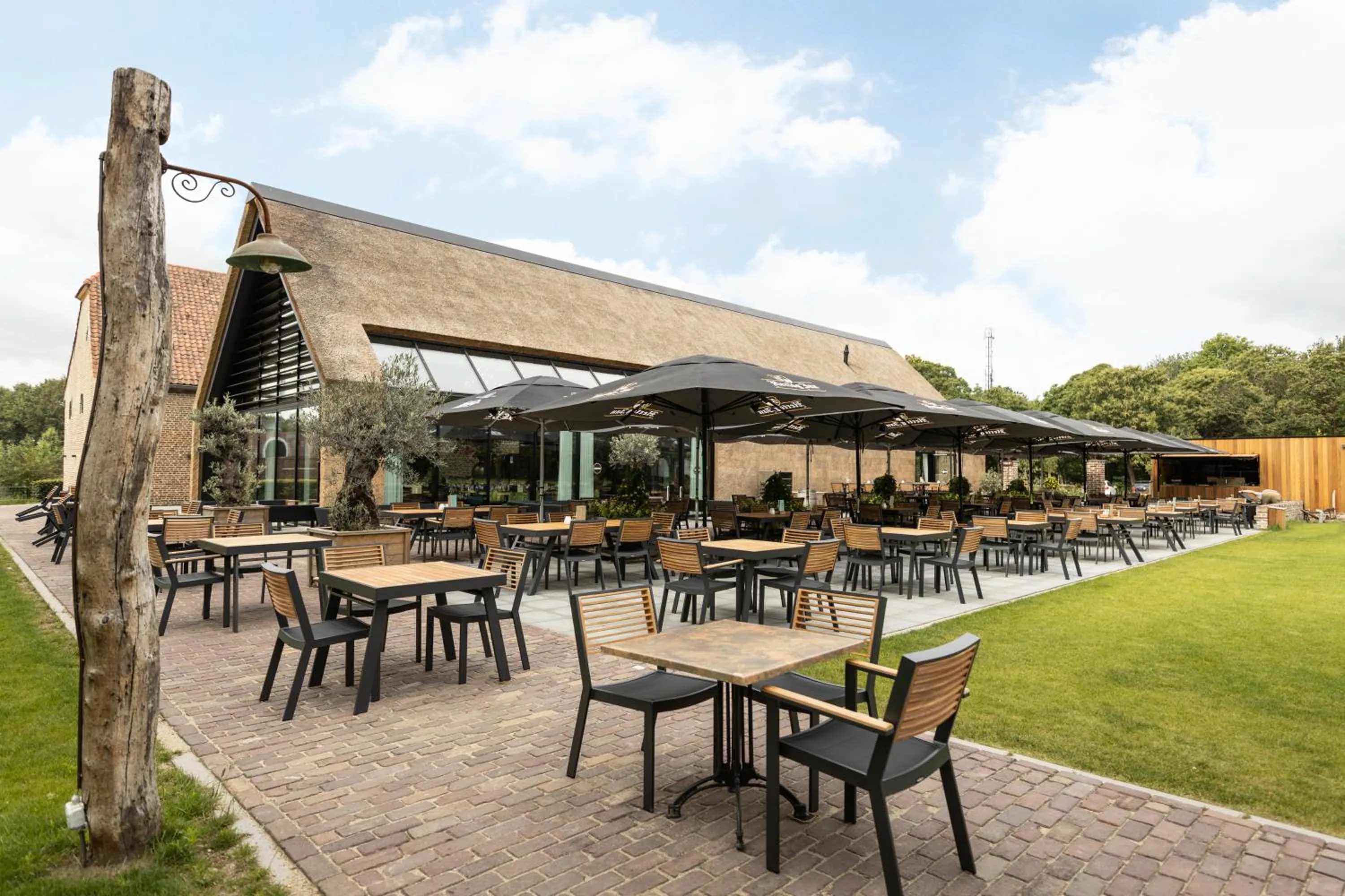 Property building in Graaf ter Horst