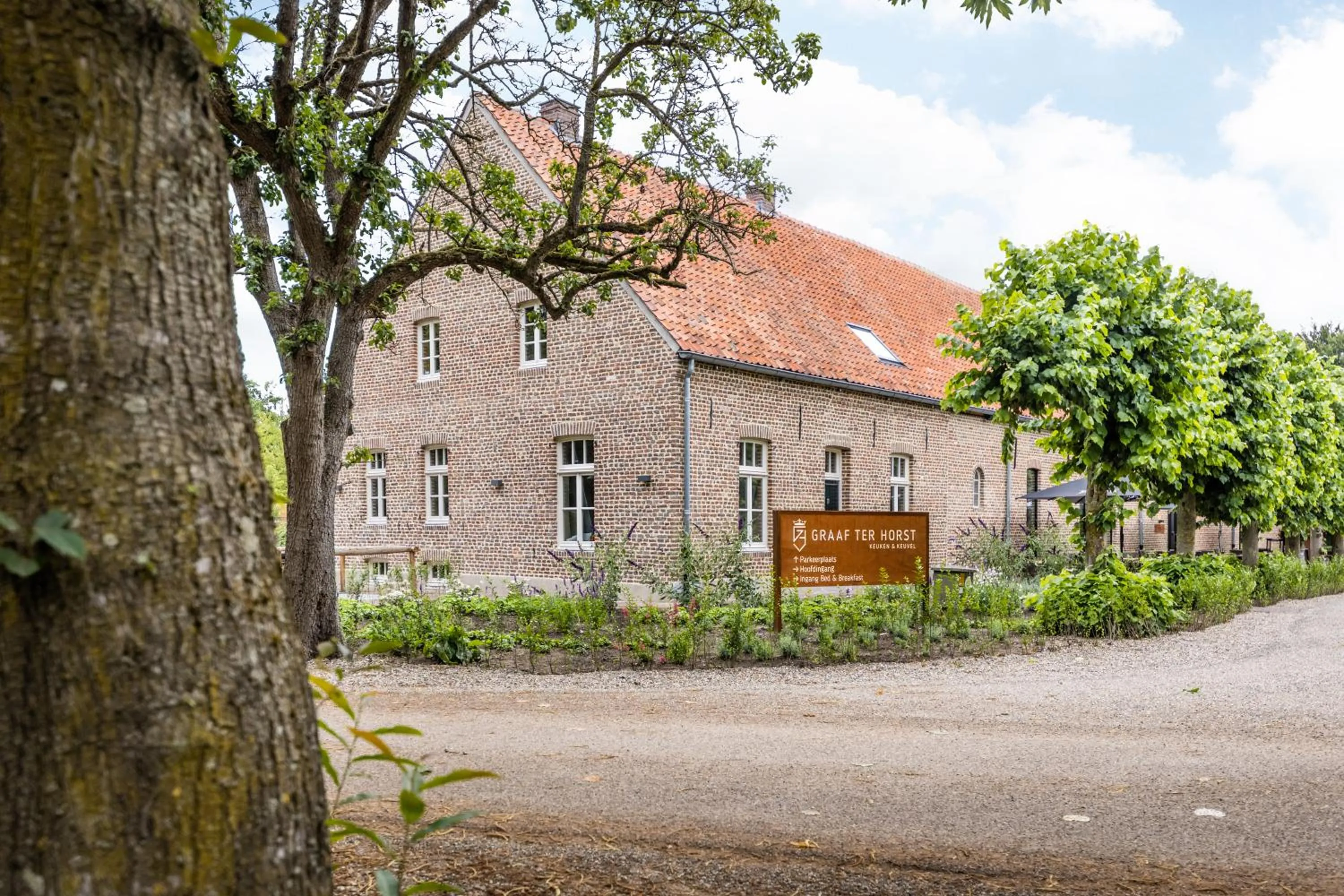 Property building in Graaf ter Horst