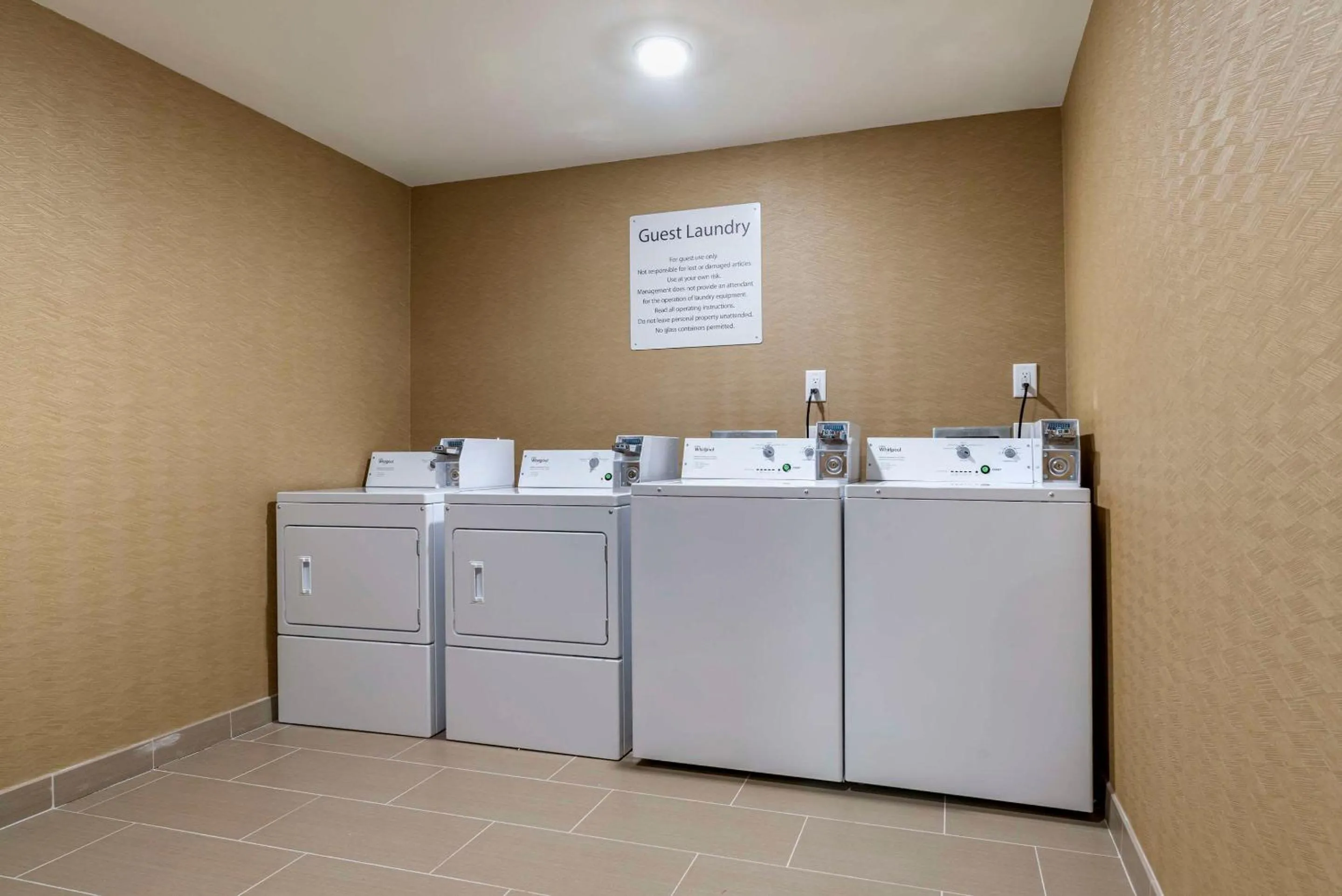 Other in Comfort Inn & Suites Downtown near University