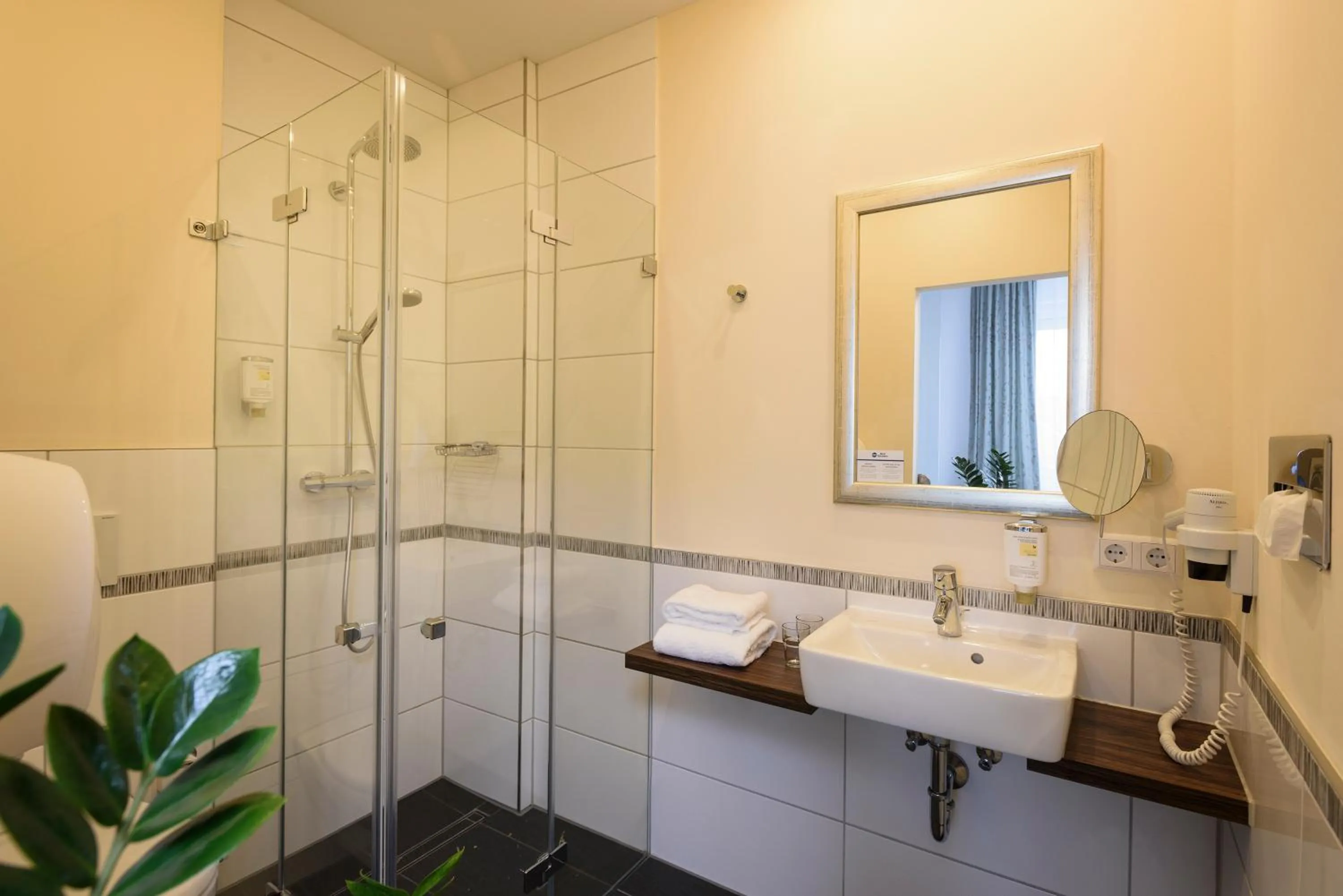 Bathroom in Best Western Hotel Lamm