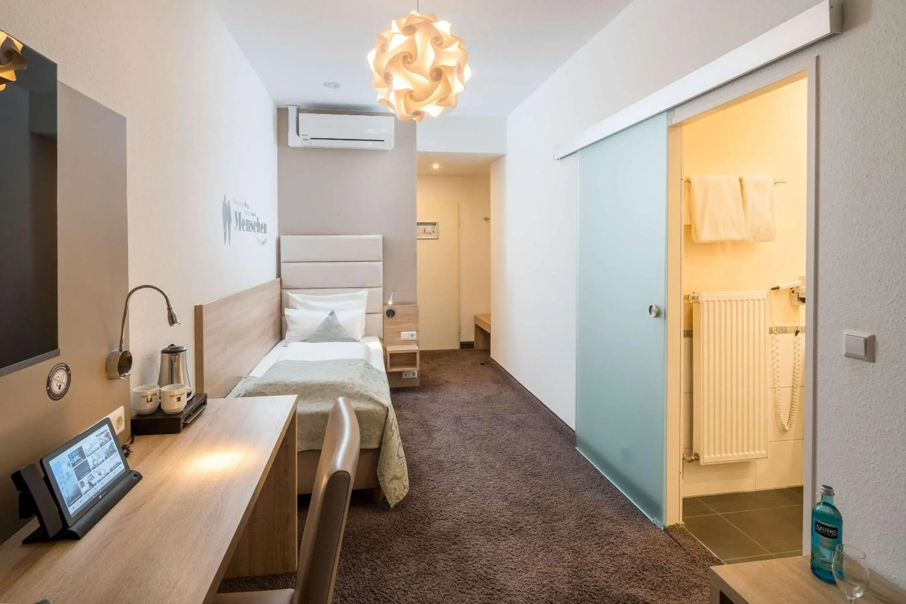 Bedroom, Bed in Best Western Hotel Lamm Bedroom, Bed in Best Western Hotel Lamm