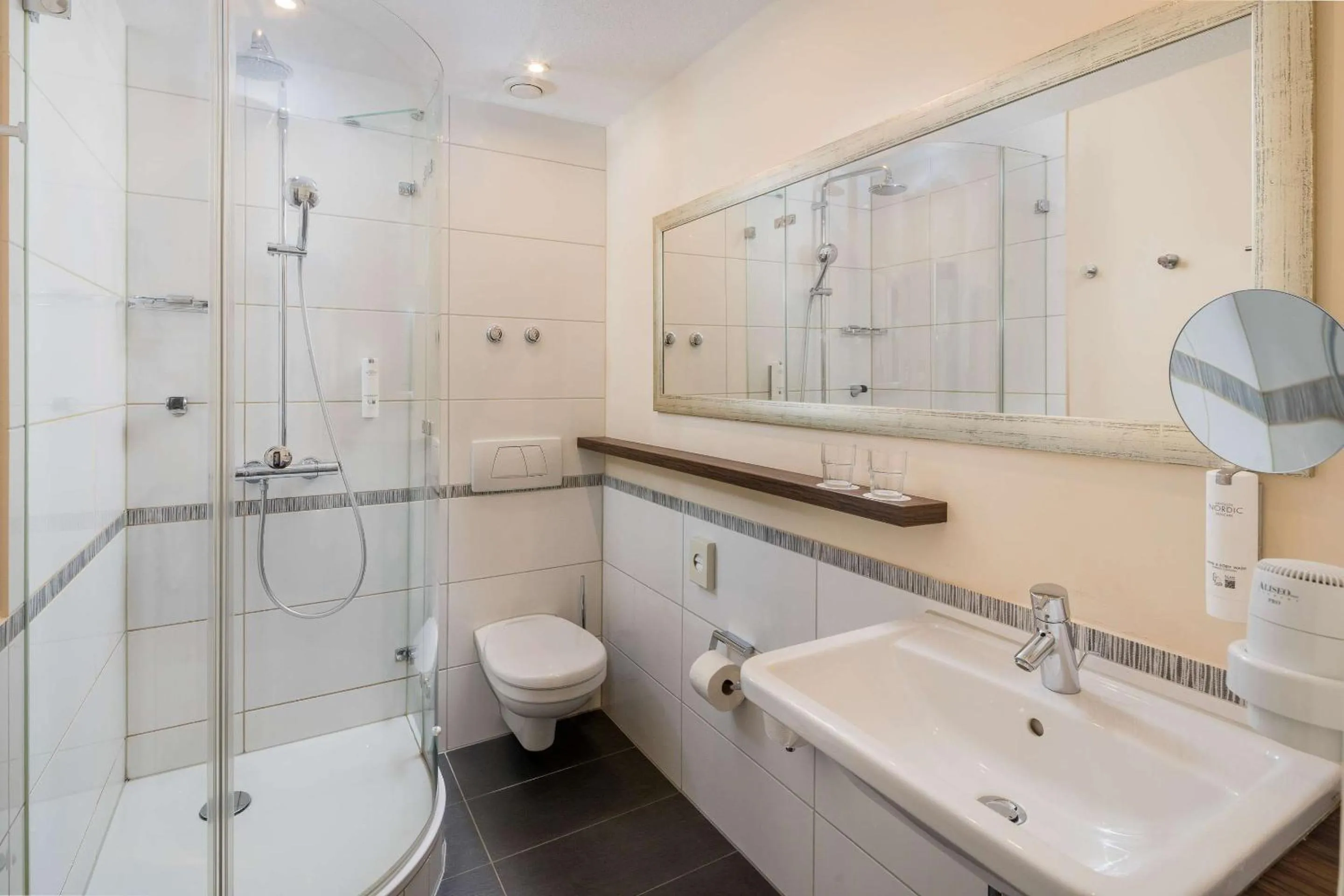 Bathroom in Best Western Hotel Lamm