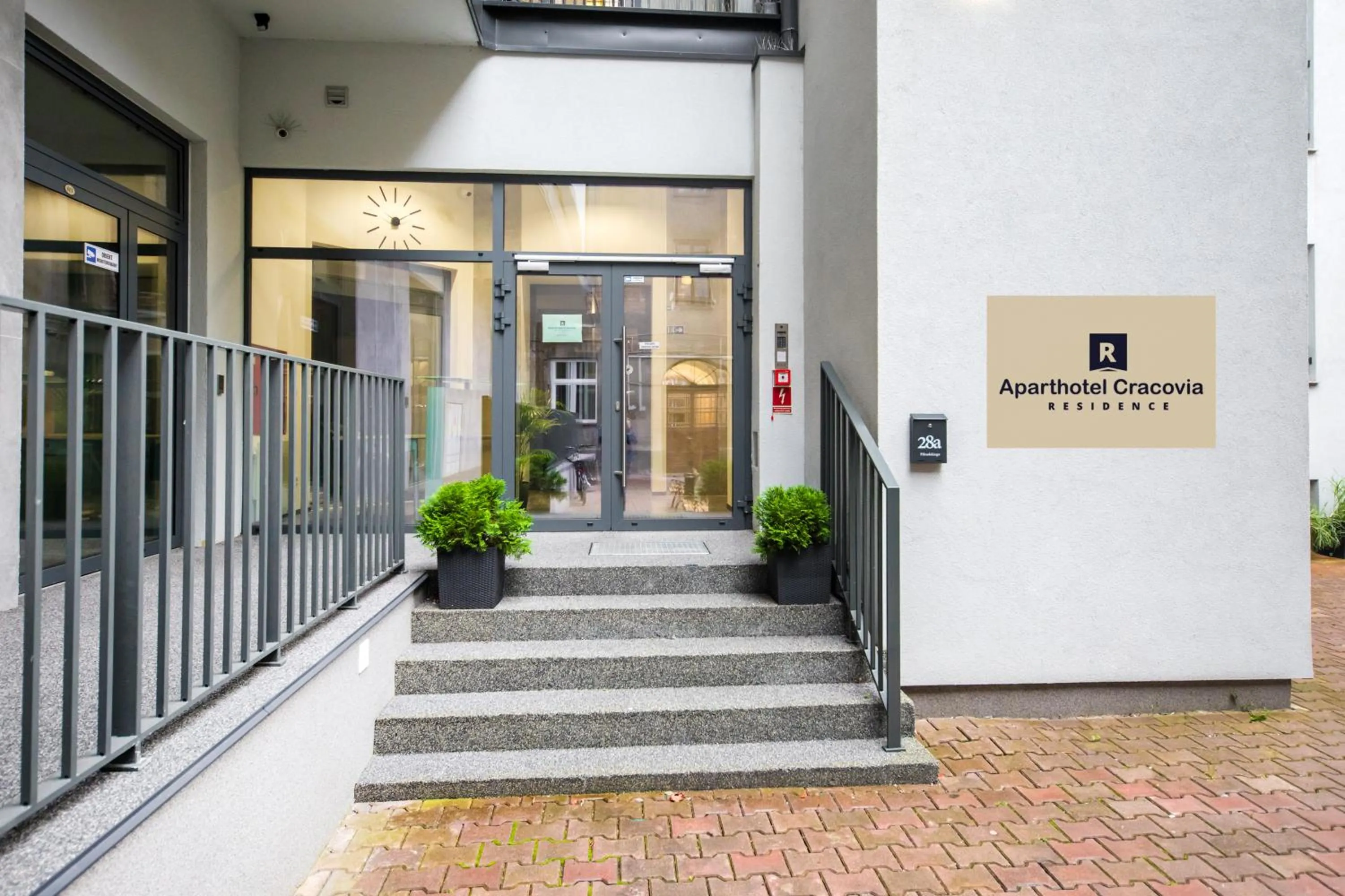 Property building in Aparthotel Cracovia Residence