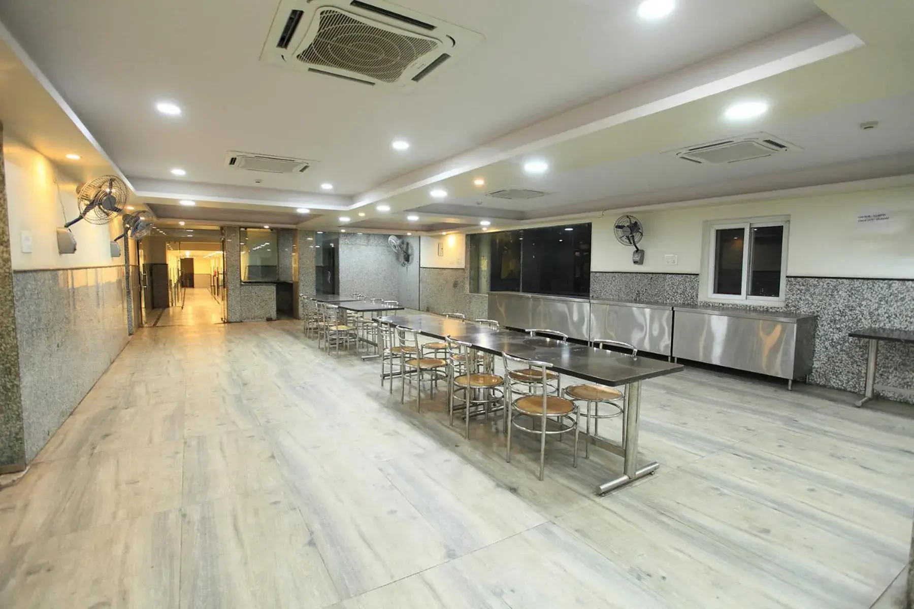 Restaurant/places to eat in Hotel Anuvibha Malviya Nagar Restaurant/places to eat in Hotel Anuvibha Malviya Nagar