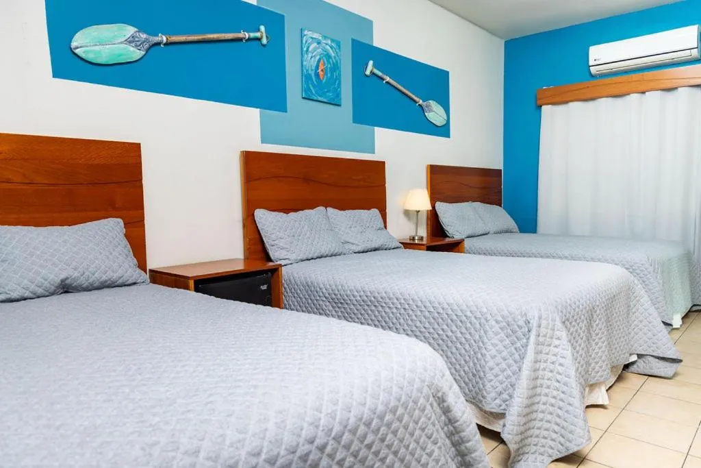 Photo of the whole room, Bed in Hotel Palmazul - Viña del Mar