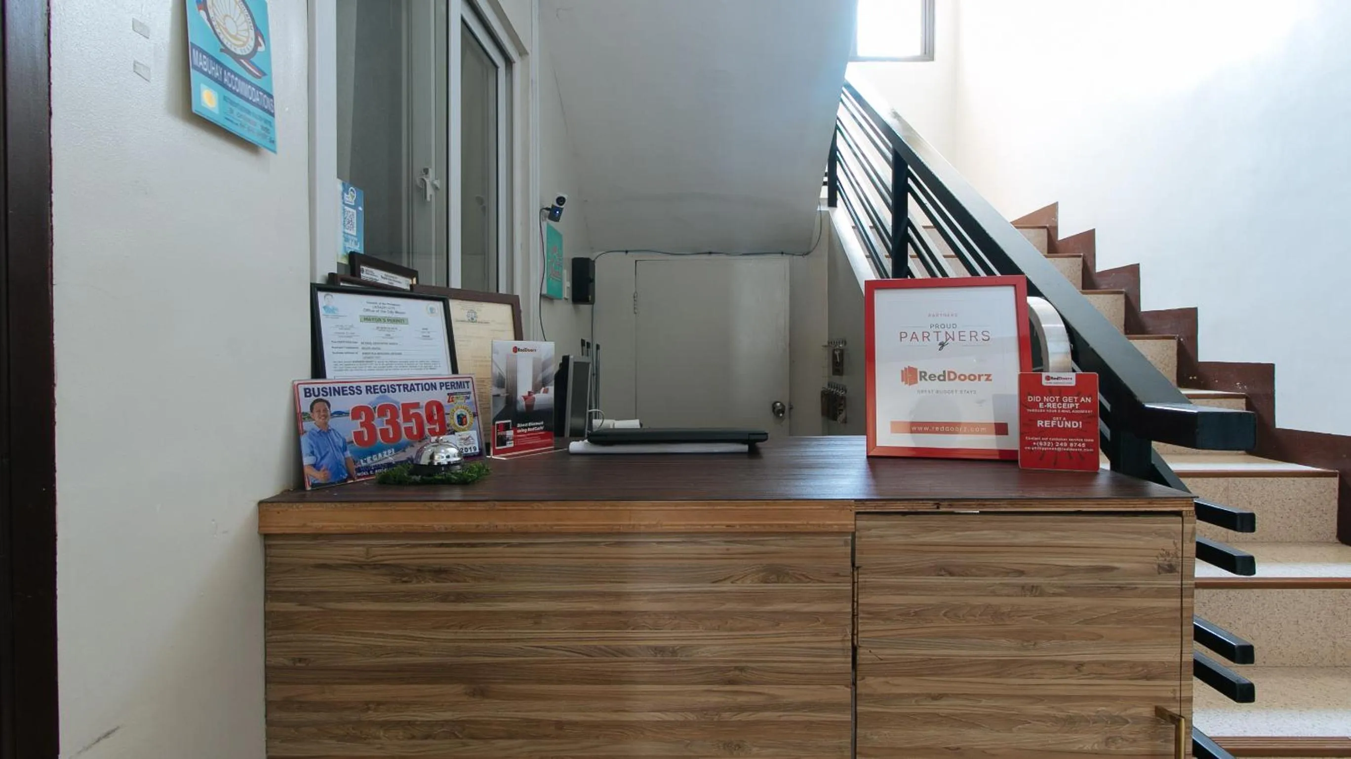 Lobby or reception in RedDoorz @ Golite Washington