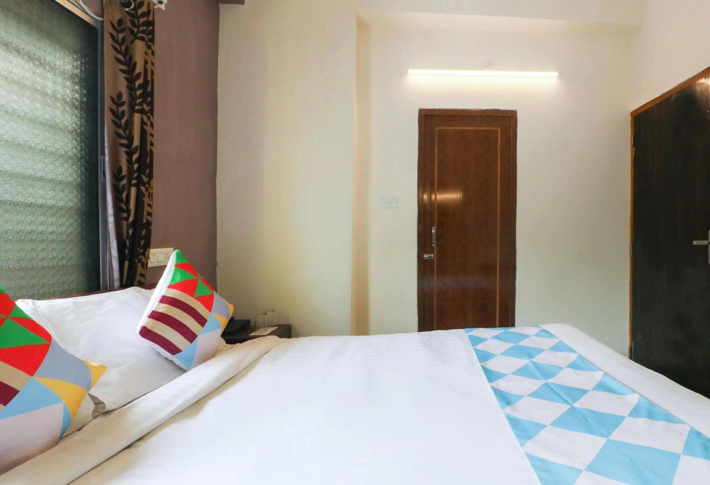 Bedroom, Bed in Super Hotel O Adri Hotels