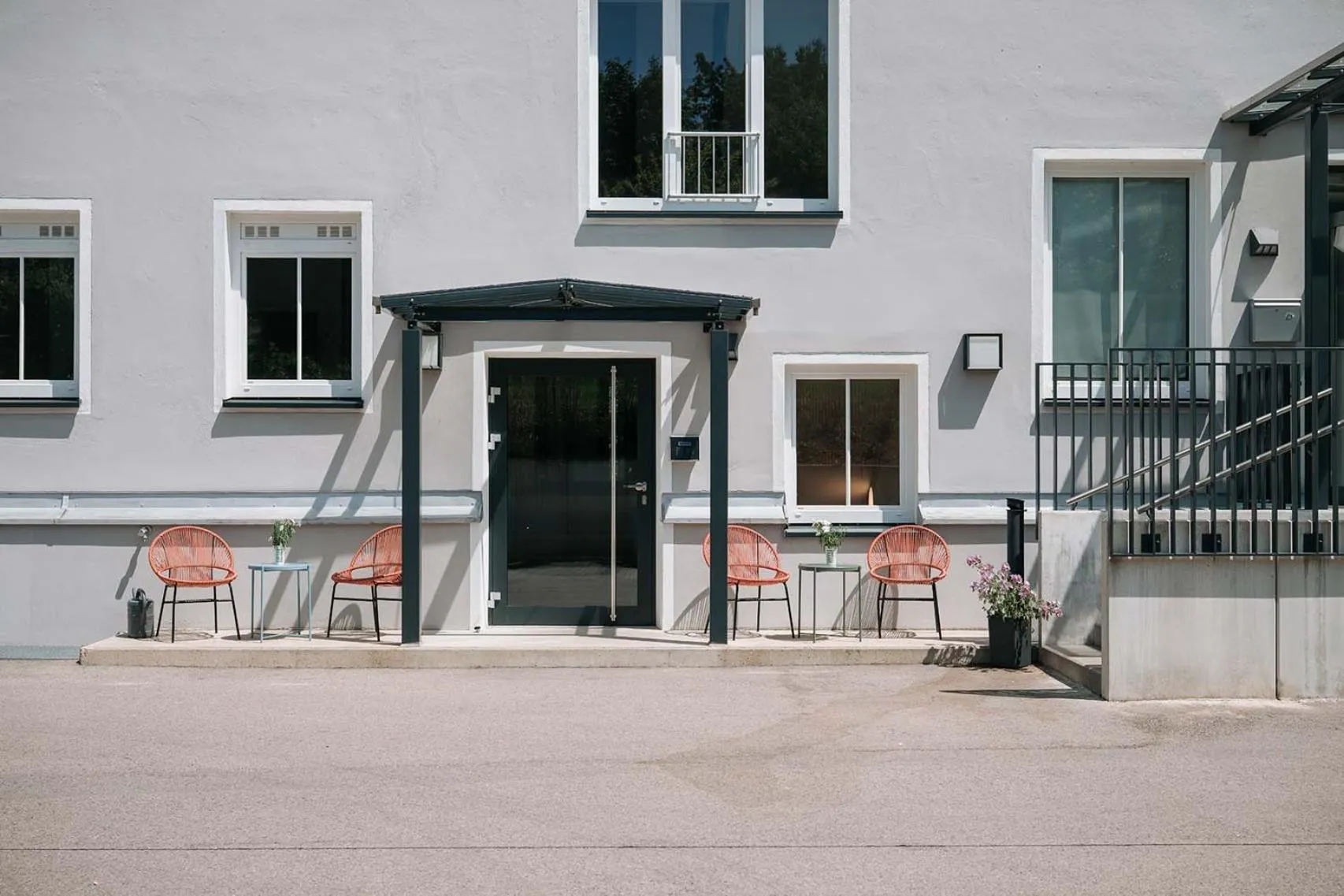 Property building in Coffee Fellows Hotel & Longstay