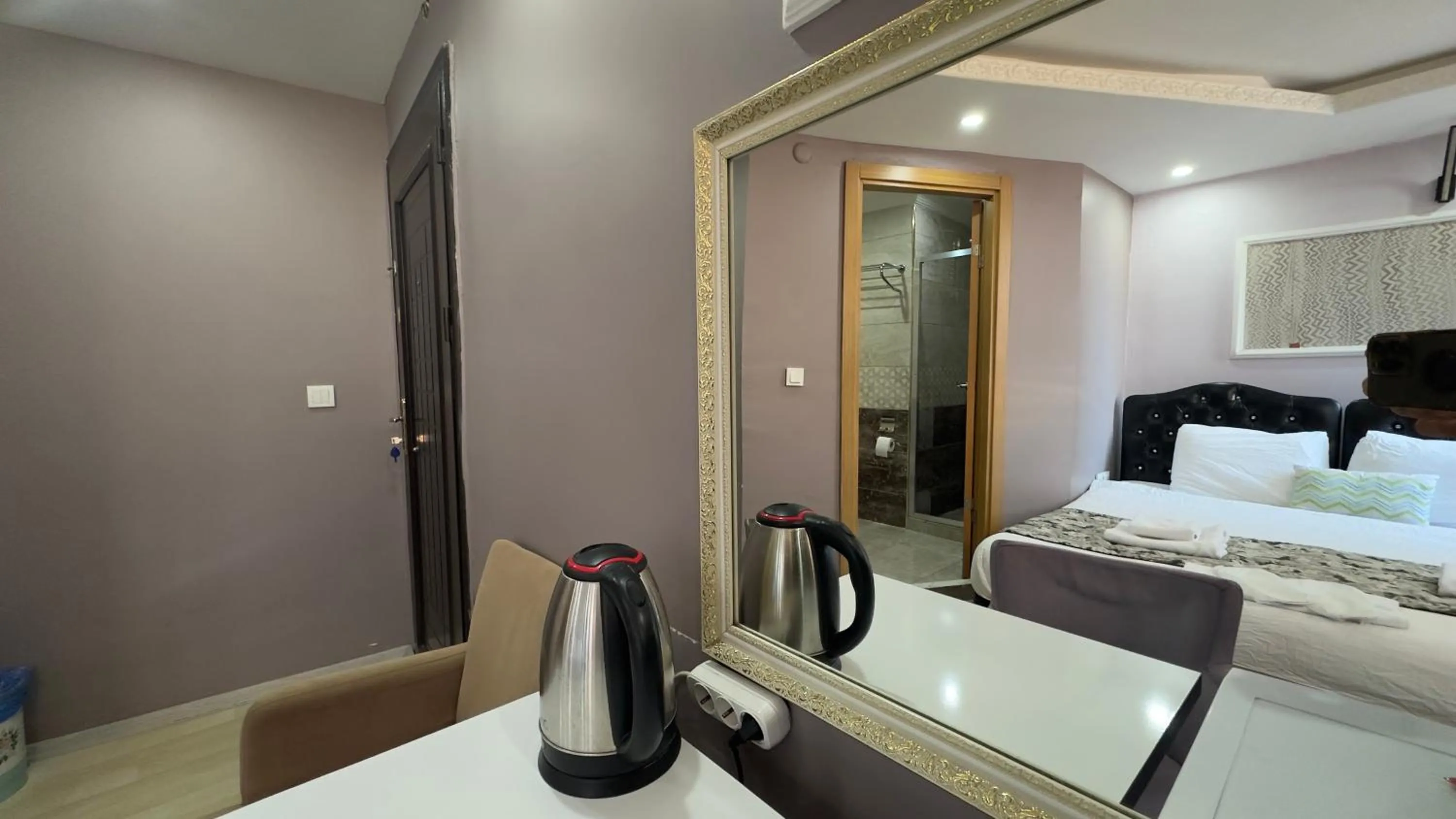 Bedroom, Bed in Mitra Downtown Hotel