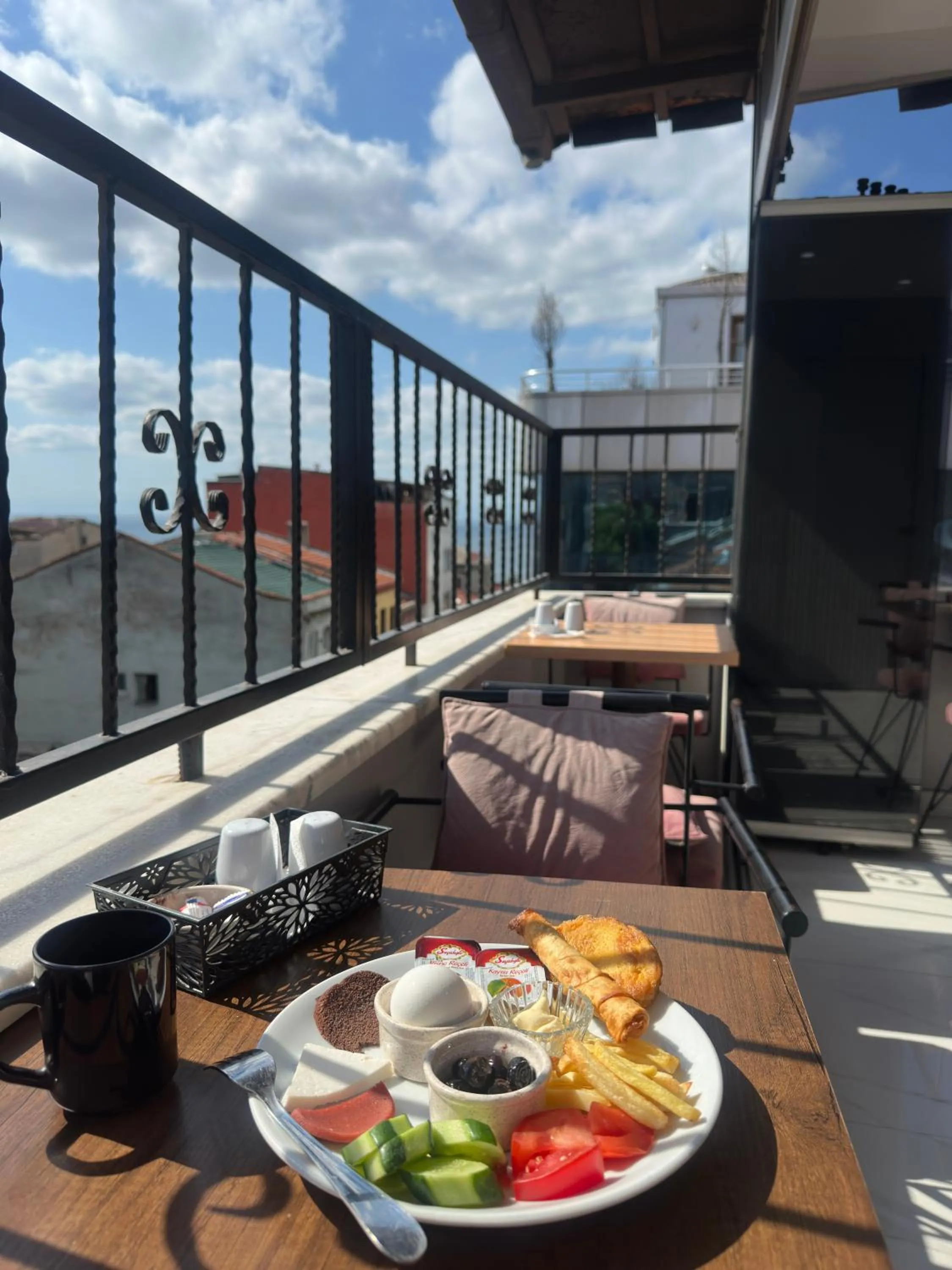 Patio in Mitra Downtown Hotel