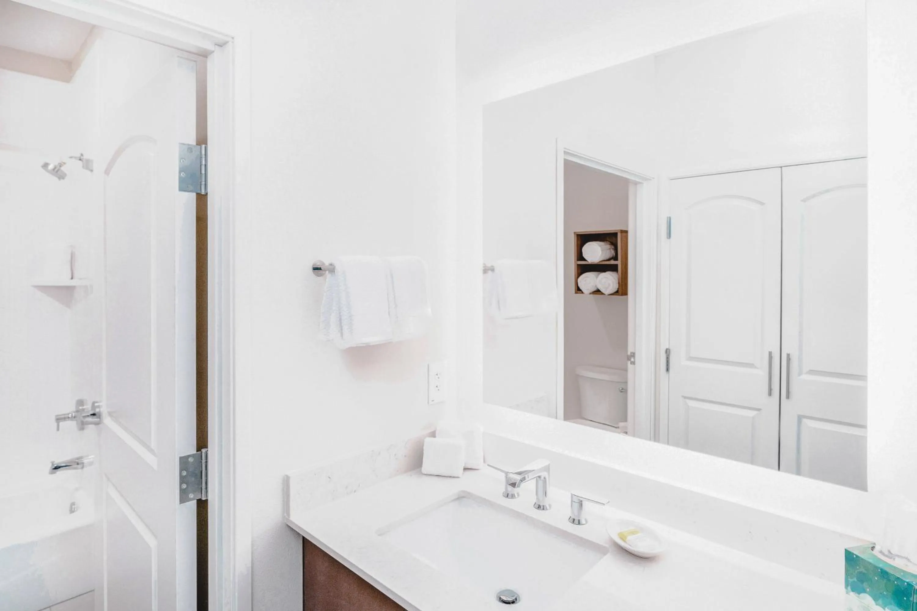 Bathroom in Staybridge Suites - Nashville - Vanderbilt by IHG