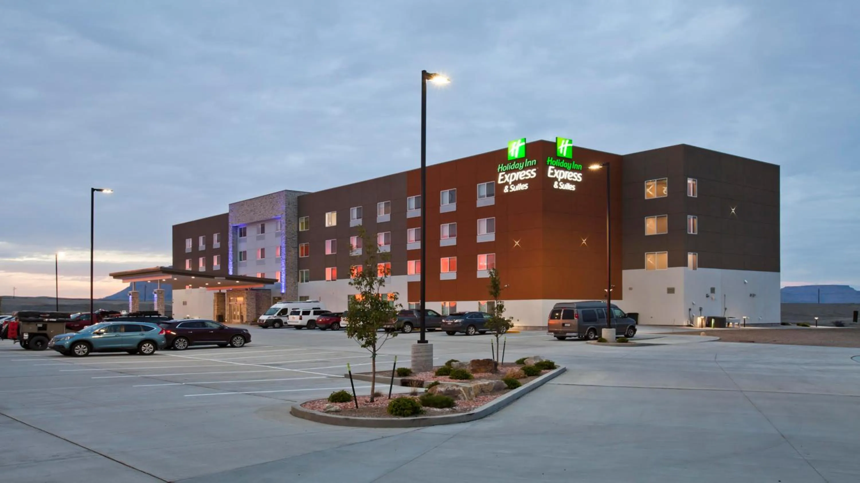 Property Building in Holiday Inn Express and Suites Green River