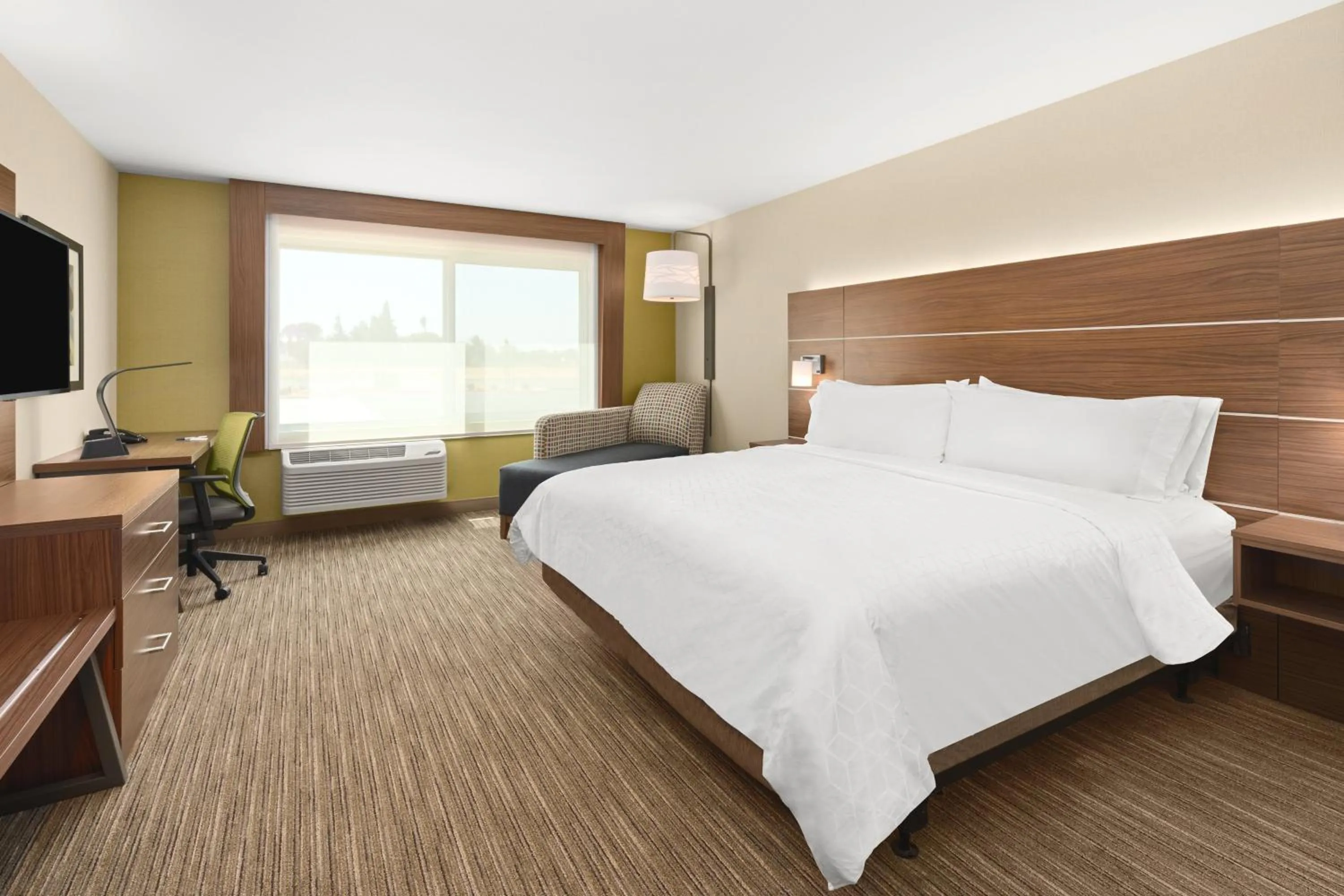 Photo of the whole room in Holiday Inn Express & Suites - Suisun City by IHG