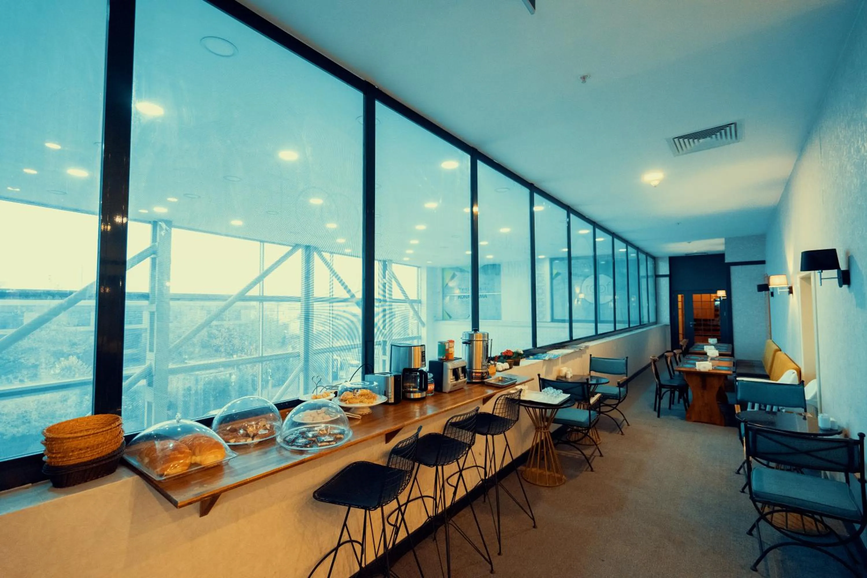 Buffet breakfast in Roof 264 Hotel & Suites