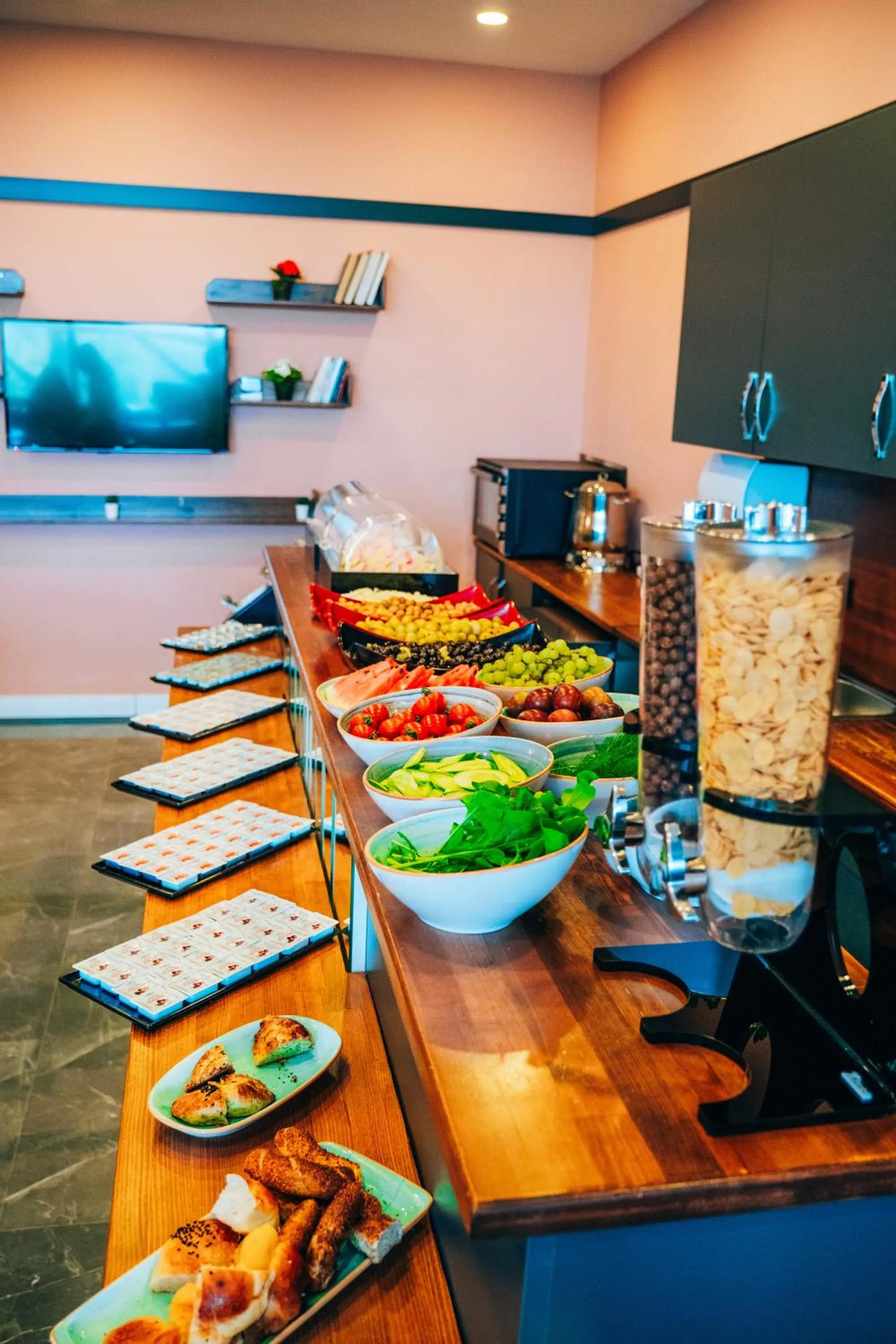 Buffet breakfast in Roof 264 Hotel & Suites