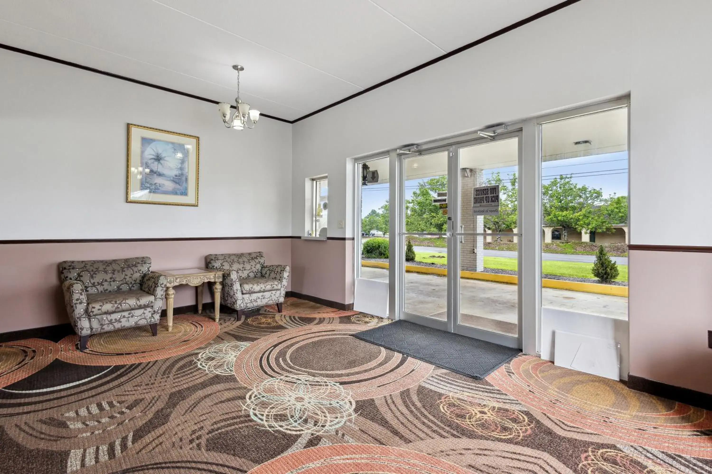 Lobby or reception in Relax inn by OYO Greeneville Near Hwy US-321 Lobby or reception in Relax inn by OYO Greeneville Near Hwy US-321