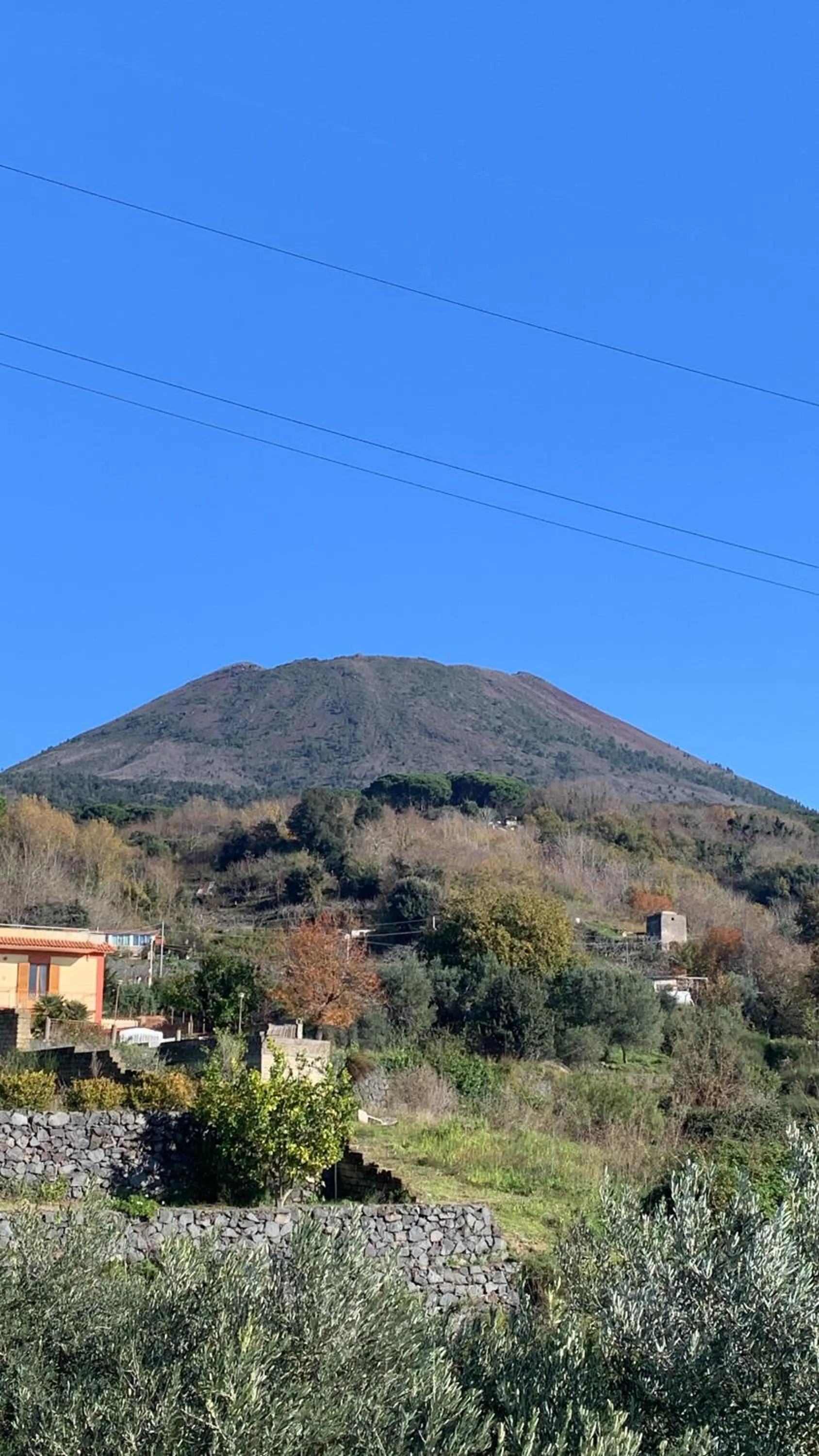 Mountain view in B&B Iolì Vesuvio