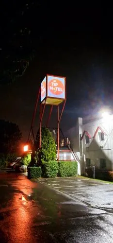 TIP HOTEL CAMBRAI ex HOTEL F1