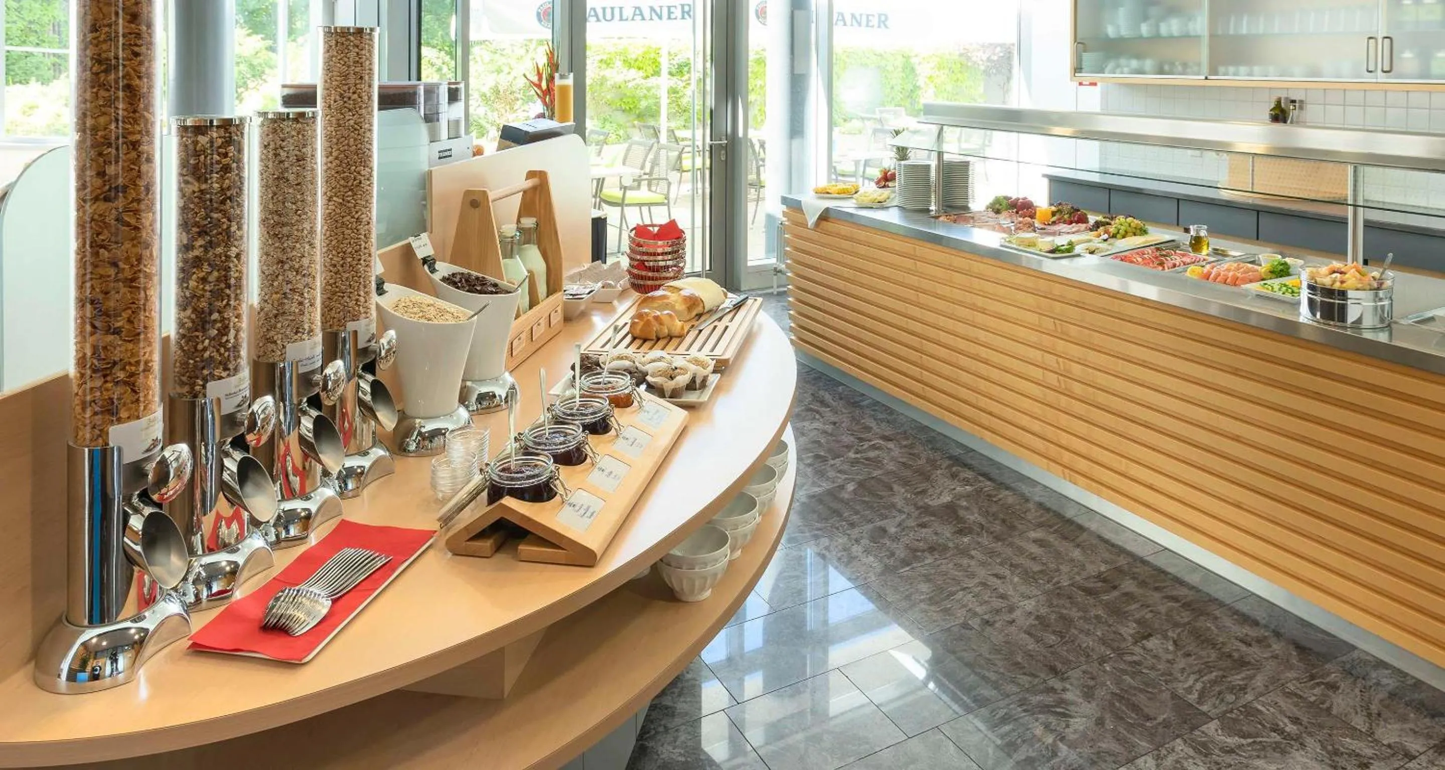 Breakfast in Best Western Hotel am Europaplatz