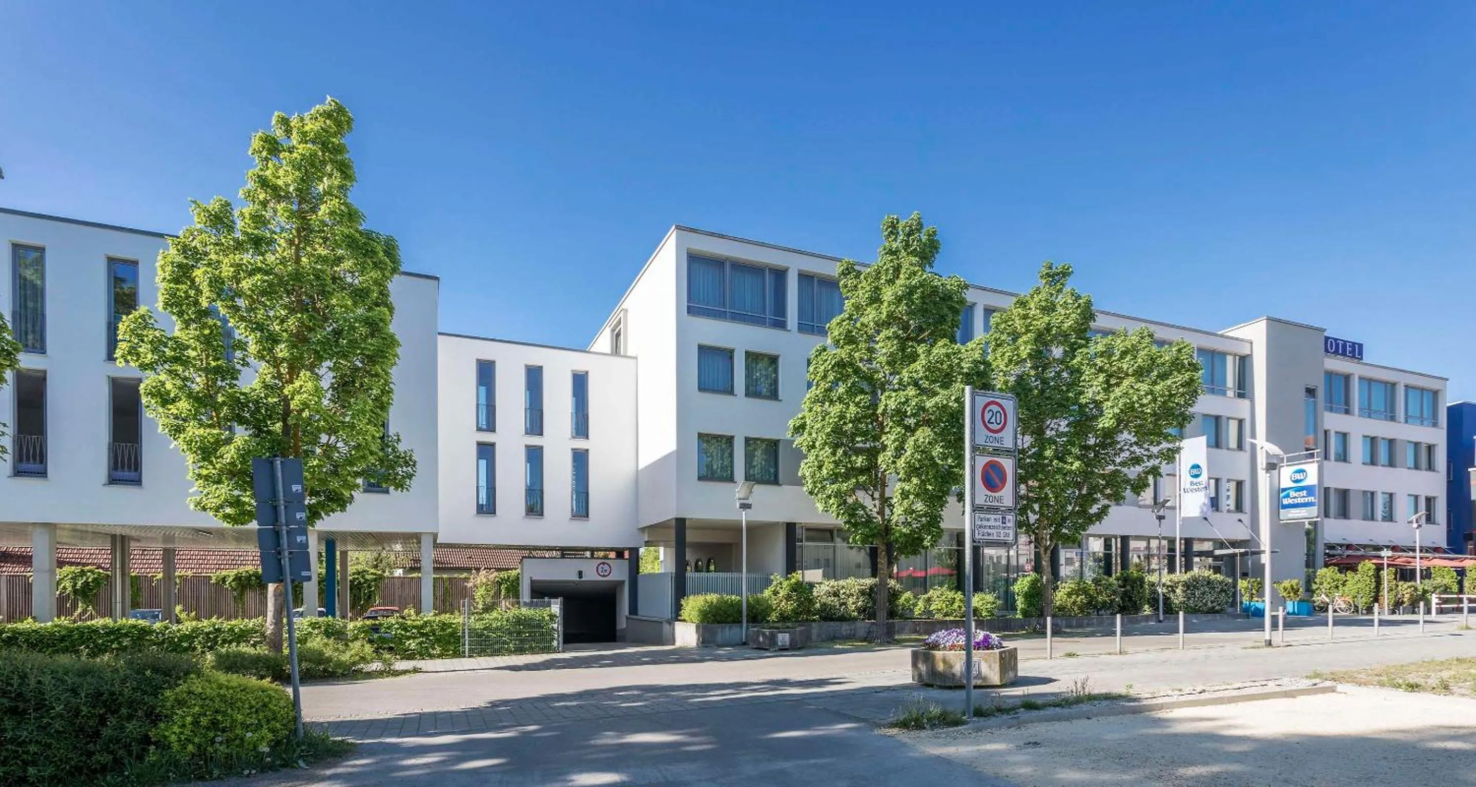 Property building in Best Western Hotel am Europaplatz