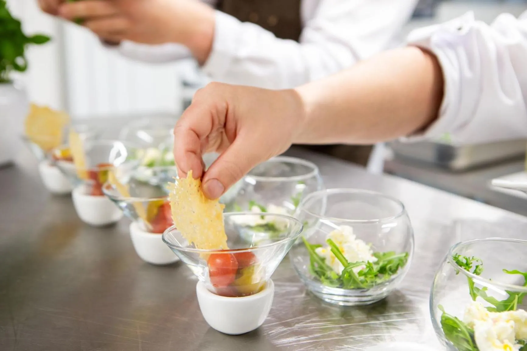 Restaurant/places to eat in Hotel Velo