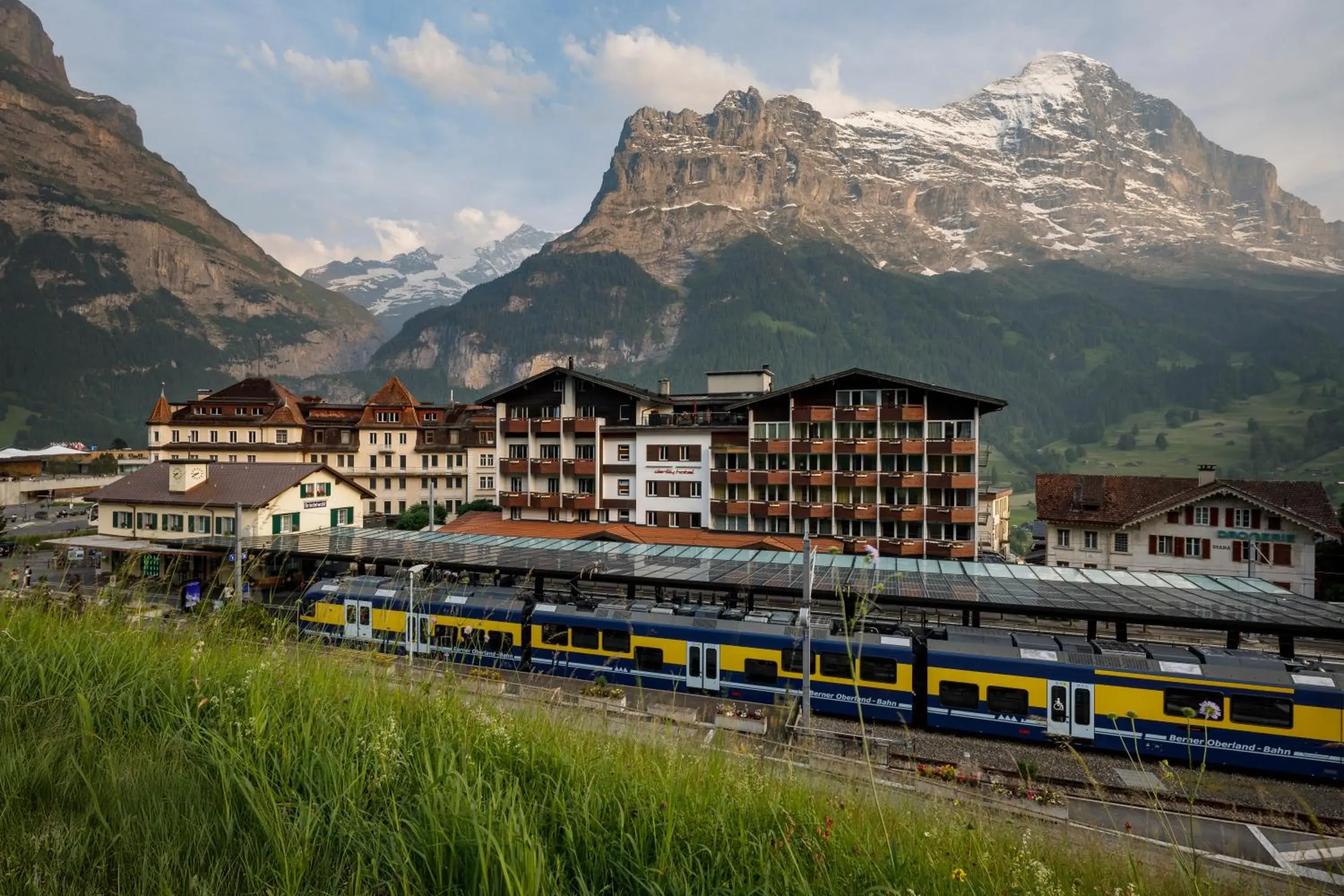 Property building in Derby Swiss Quality Hotel Property building in Derby Swiss Quality Hotel