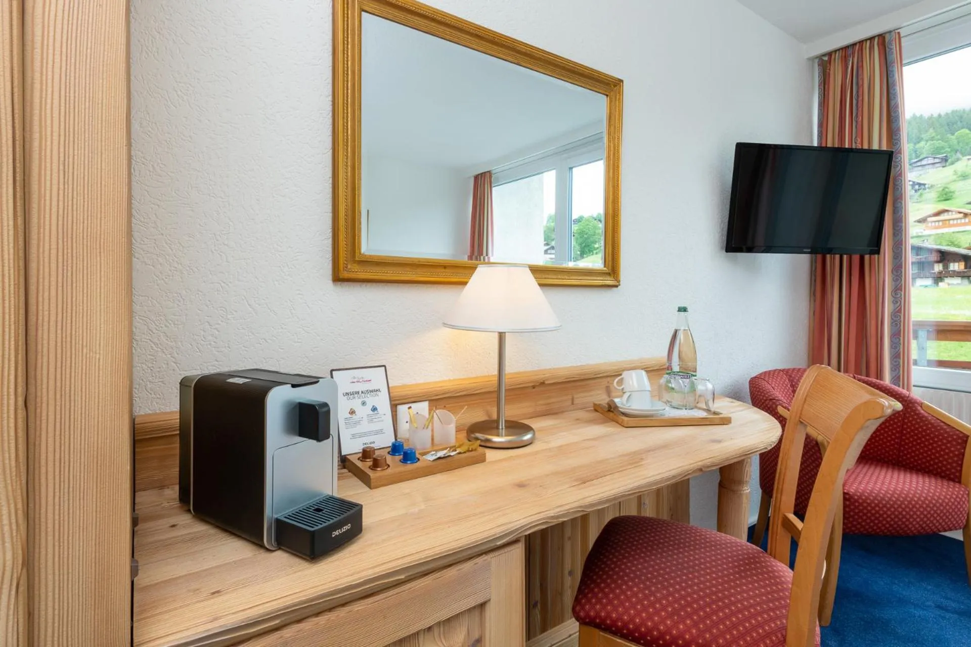 TV and multimedia in Derby Swiss Quality Hotel