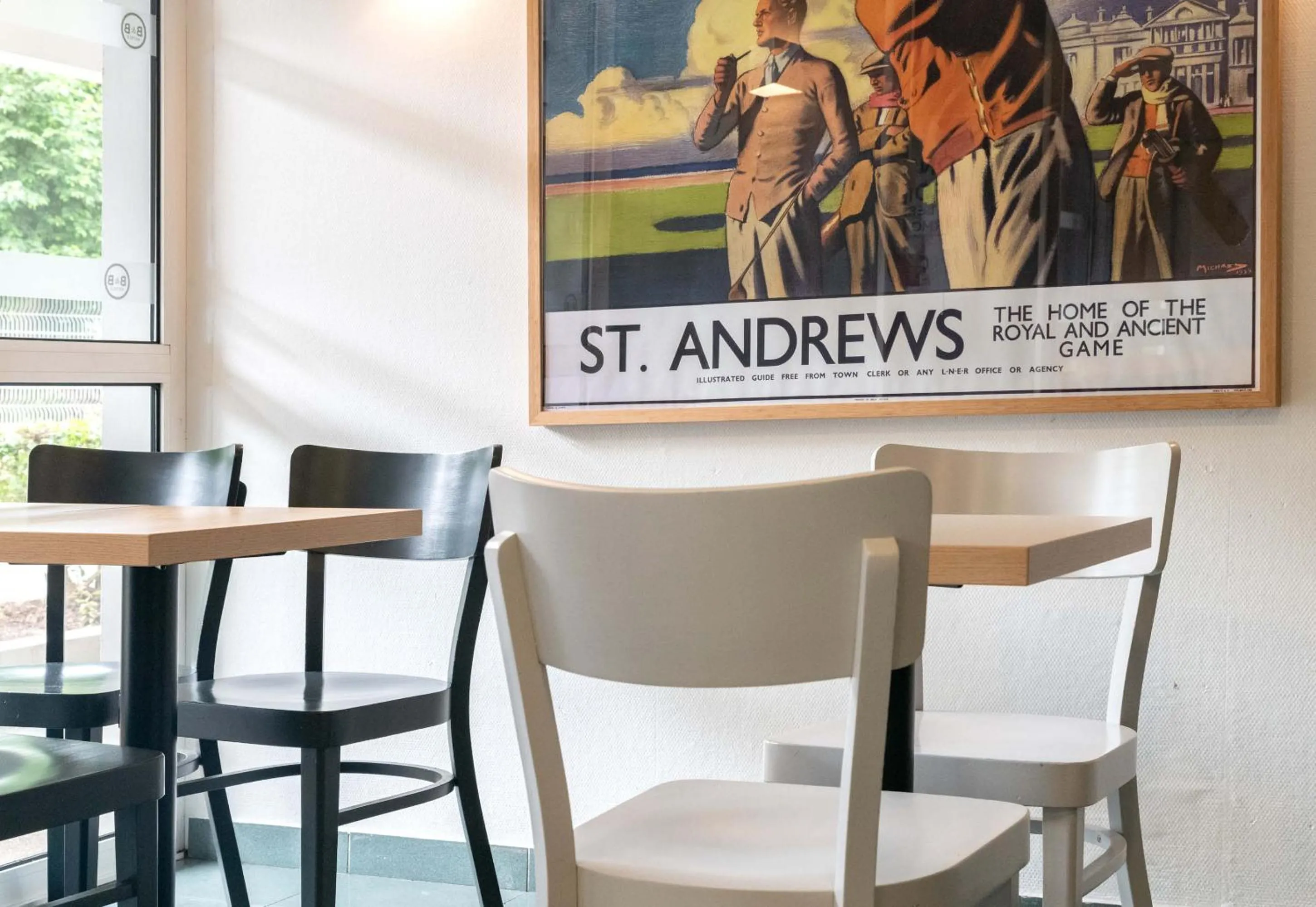 Restaurant/places to eat in B&B HOTEL Dieppe