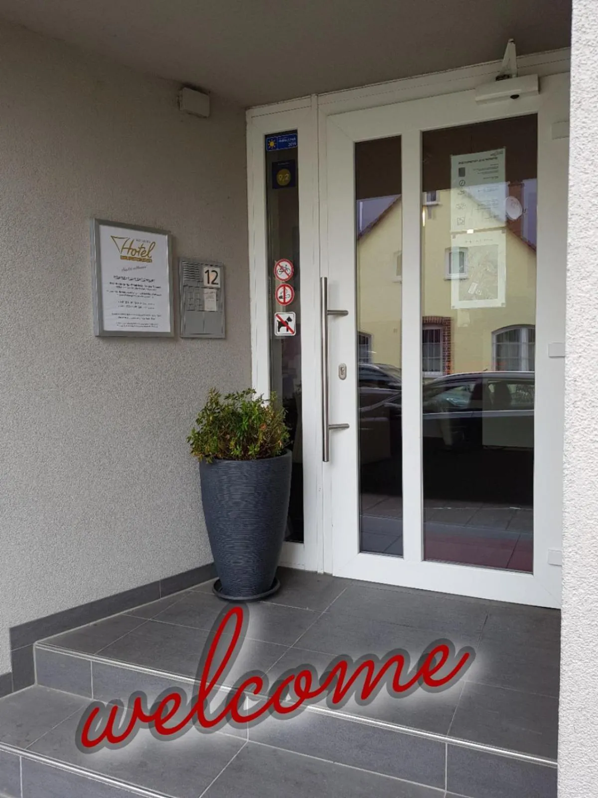 Facade/entrance in Hotel am Brauerei-Dreieck