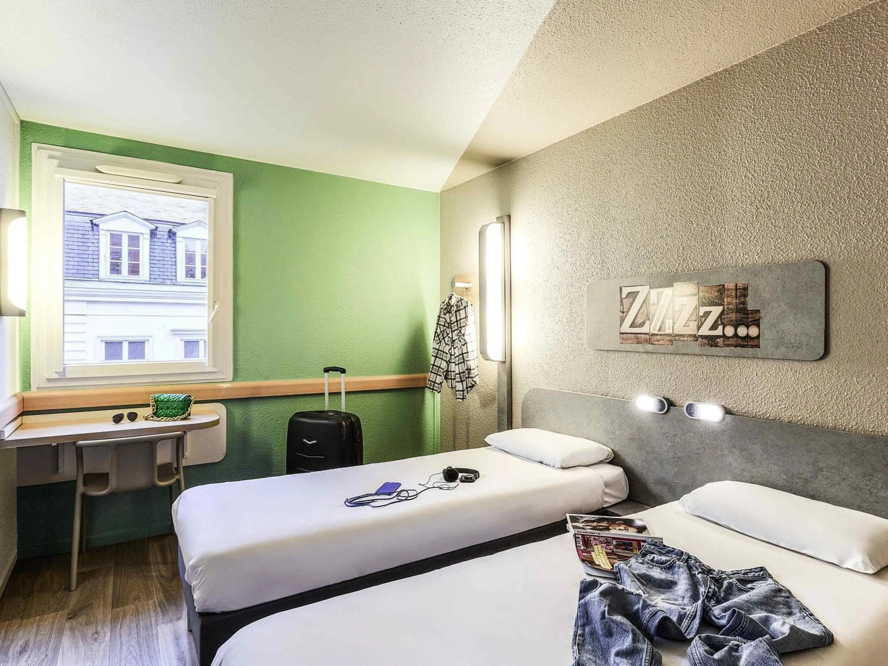 Bedroom, Bed in Ibis Budget Lille Gares Vieux-Lille