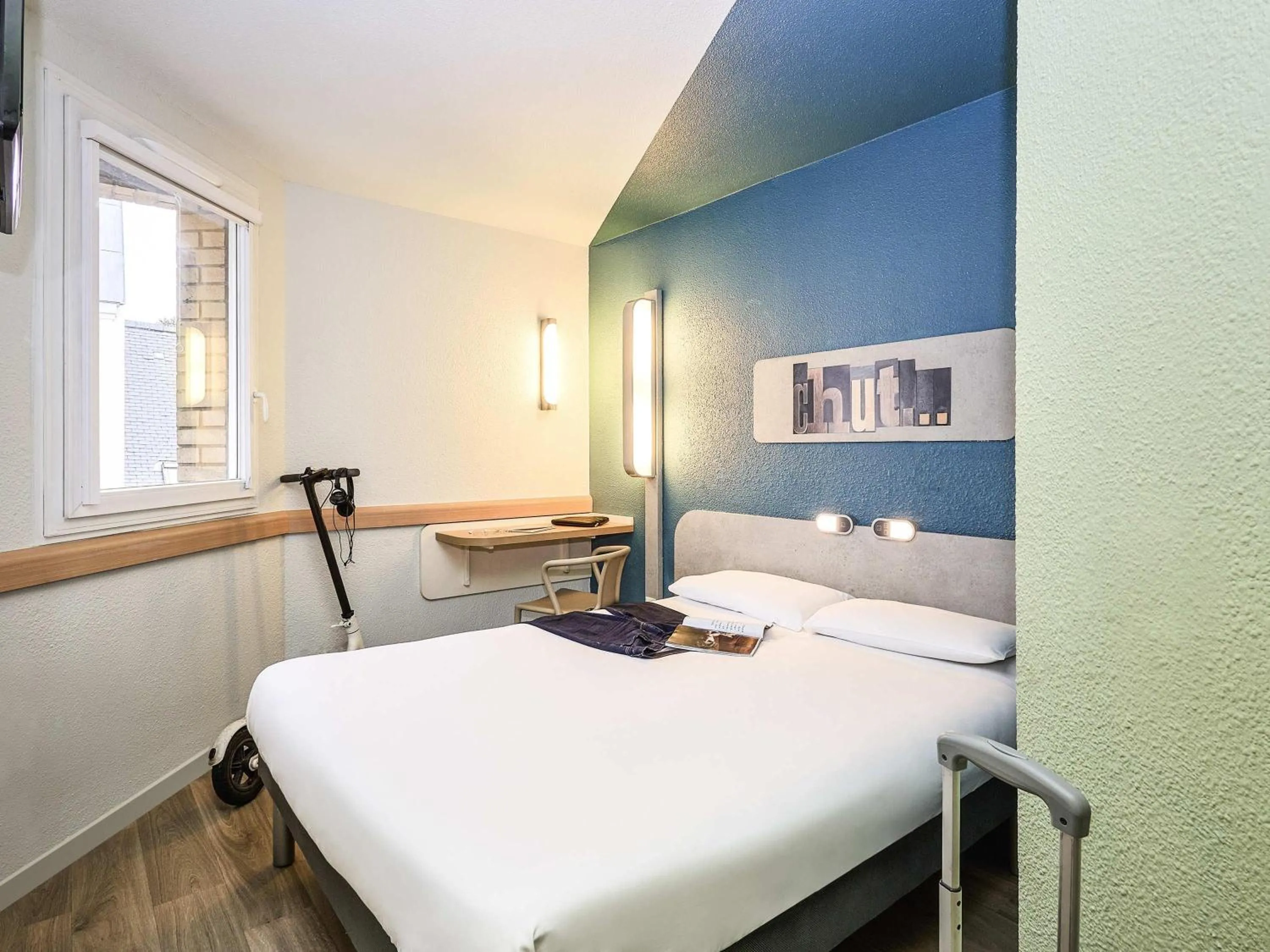 Bedroom, Bed in Ibis Budget Lille Gares Vieux-Lille