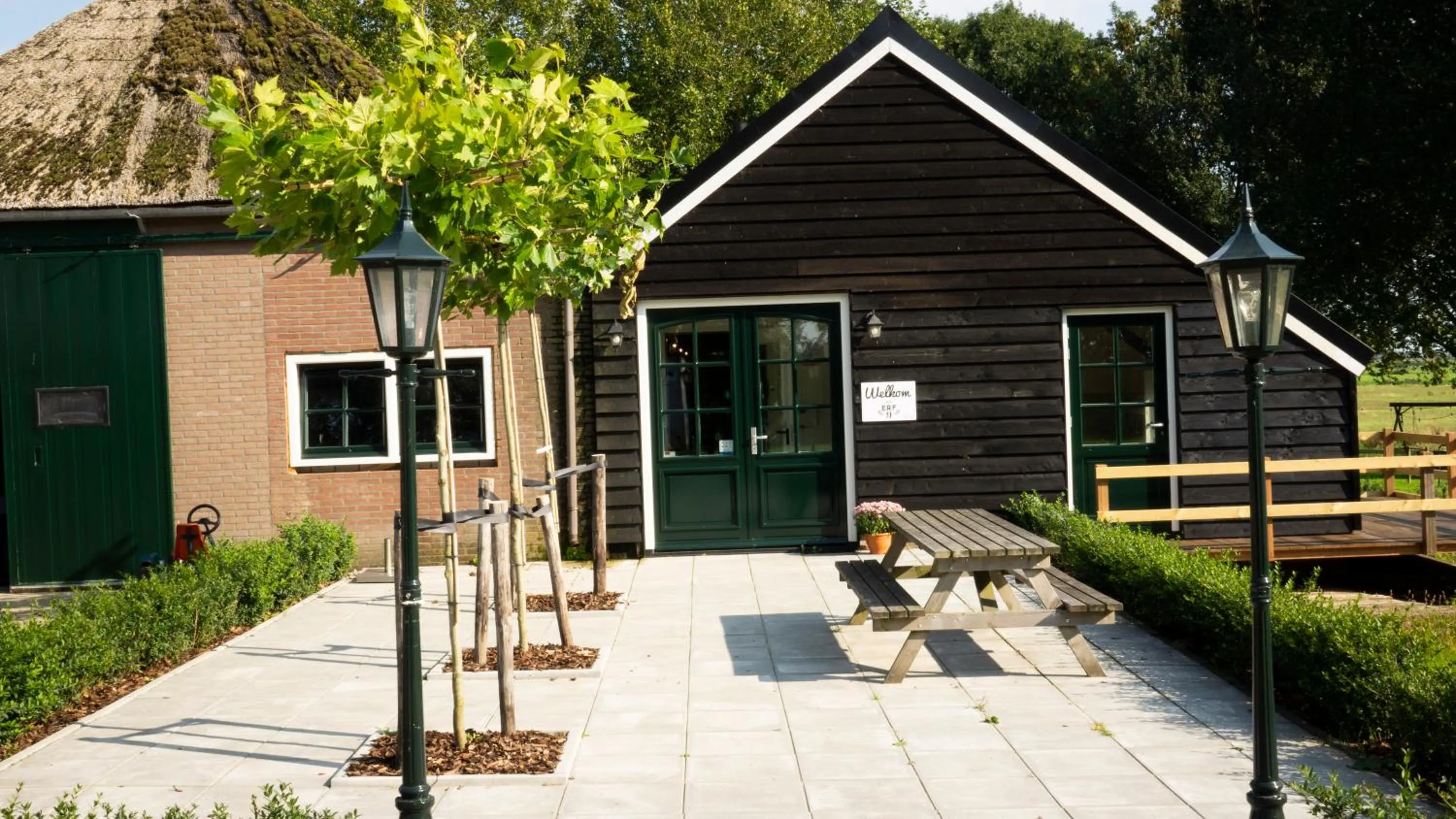 Facade/entrance in BenB Erf 9